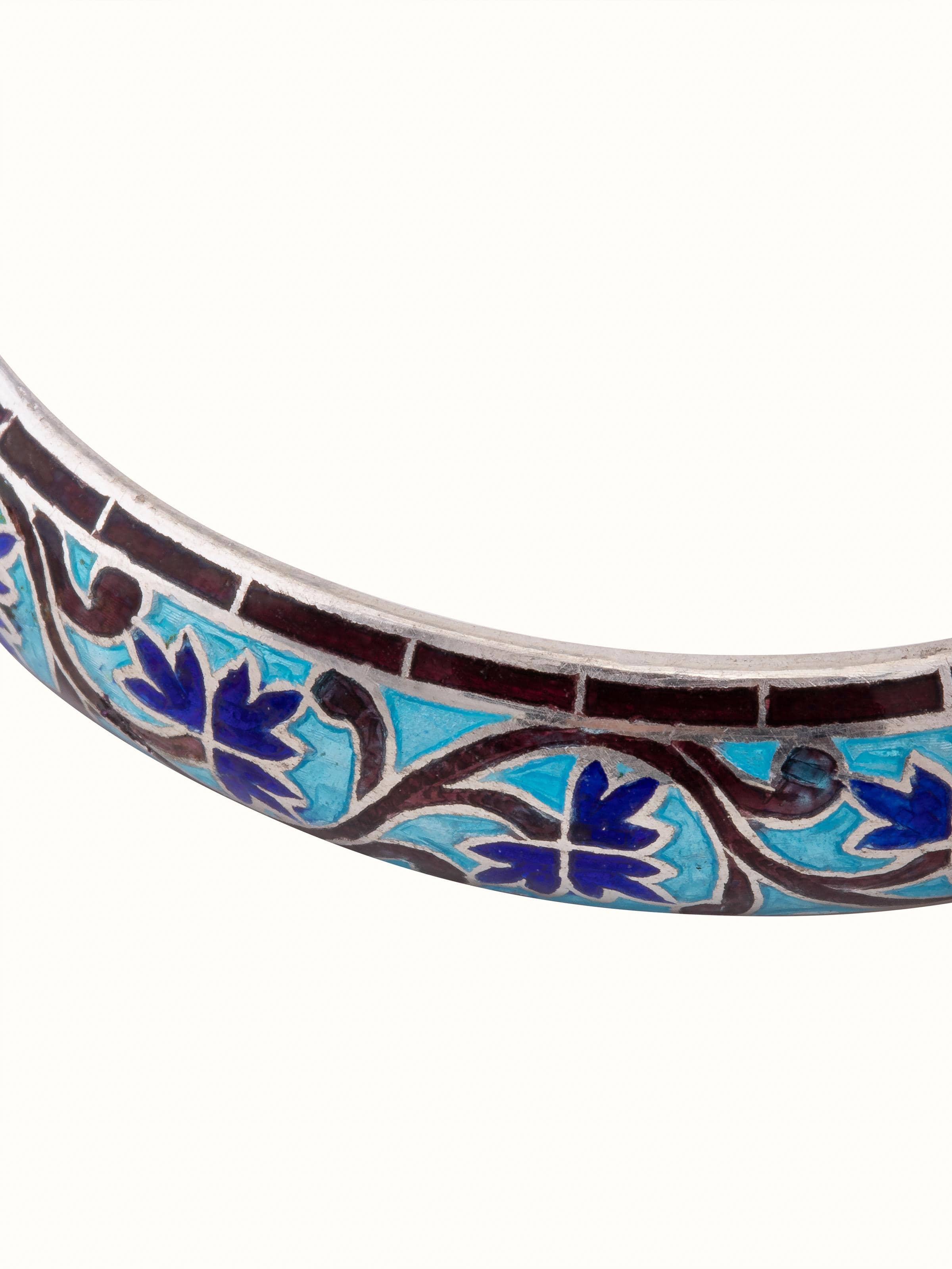 Overhead view of Blue Meenakari Silver Bangles showcasing the beautiful blue detailing and round shape.