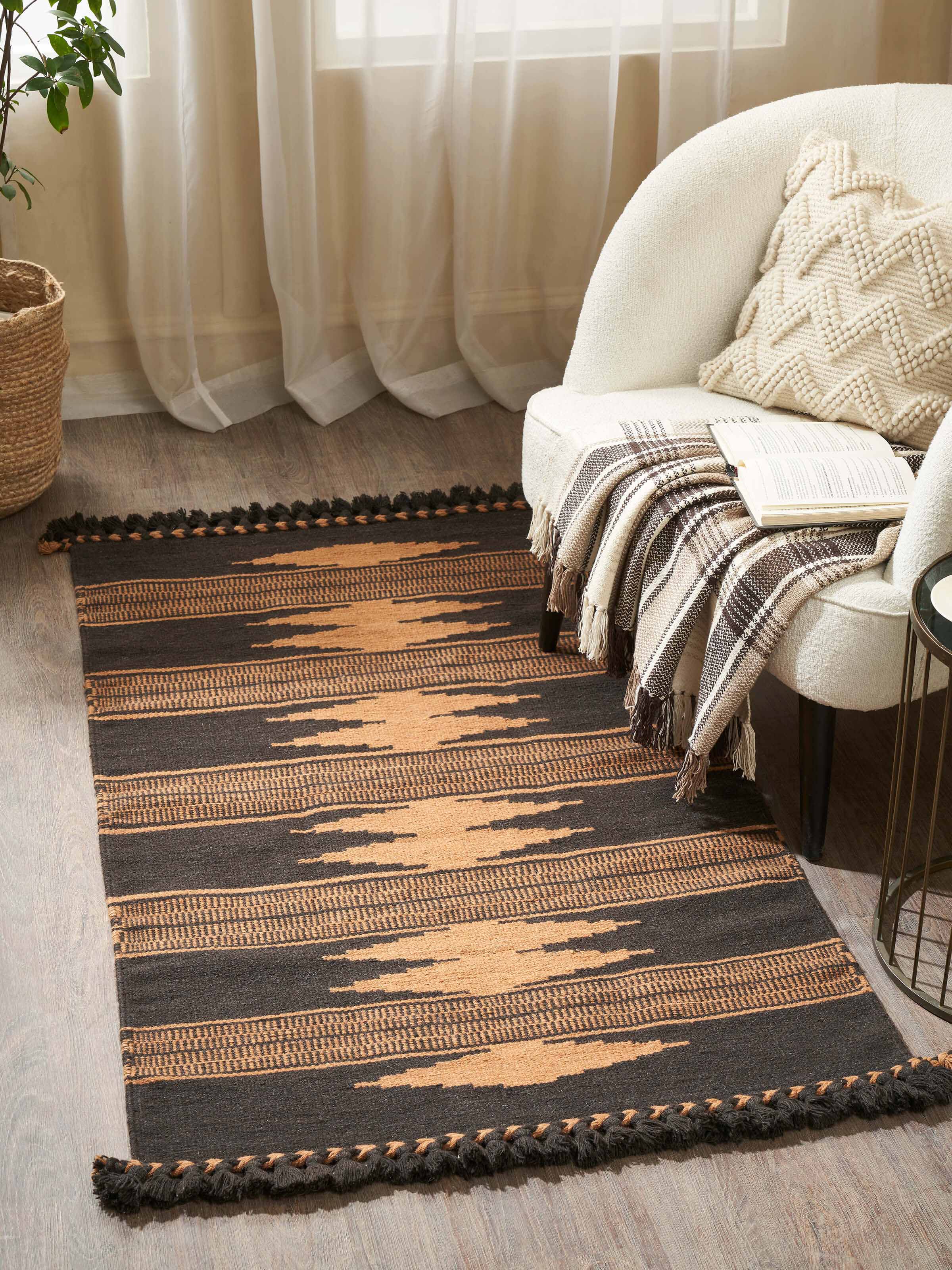 Top view of Geo Diamonds dark brown Gujarat wool & cotton panja dhurrie kharad (3x5 ft)