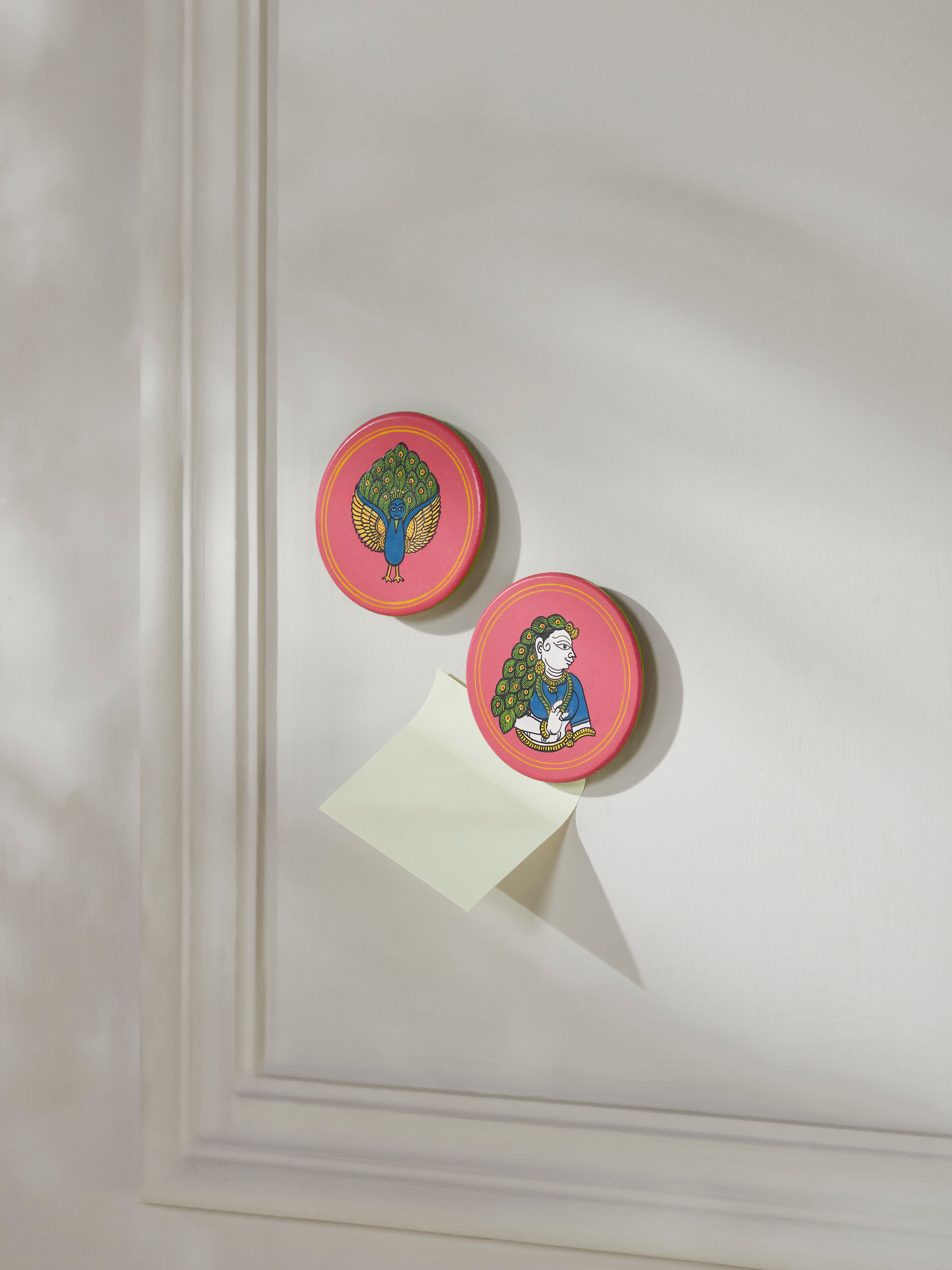 Side view of Pattachitra Floral Fridge Magnets (2 pcs), highlighting the craftsmanship and decorative details