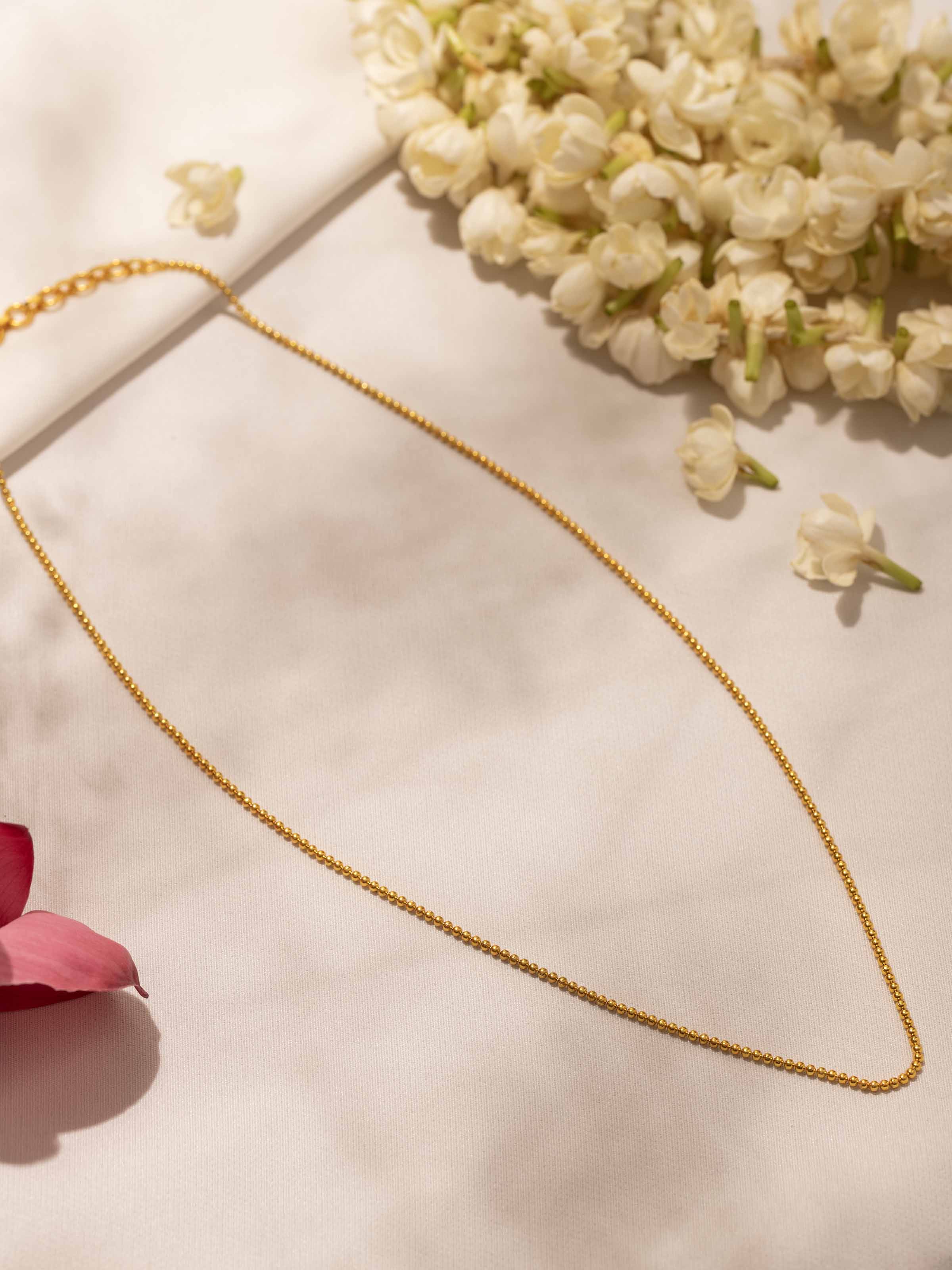 Side view of Silver Smithing Chain showcasing the fine silver detailing and elegant design by Swadesh