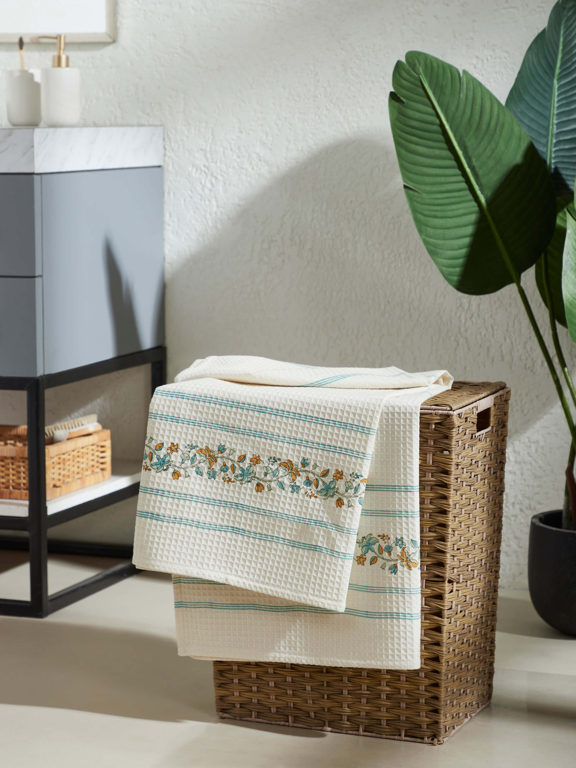 Palampore stripe white floral cotton Sanganeri block printed bath towel with focus on print detail.
