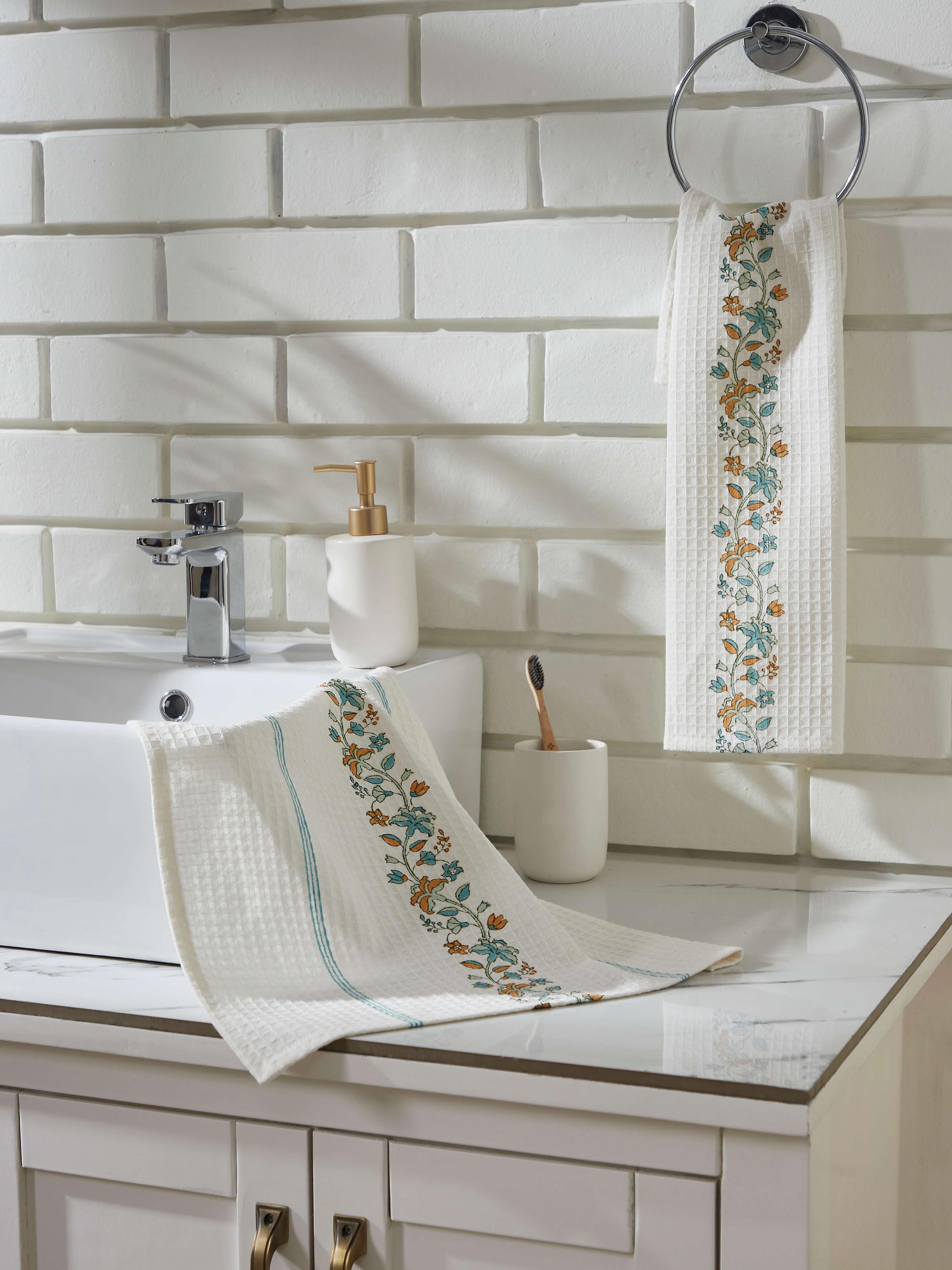 Side view of Palampore border white floral cotton Sanganeri block printed hand towels (2 pcs) showcasing the floral block print and border