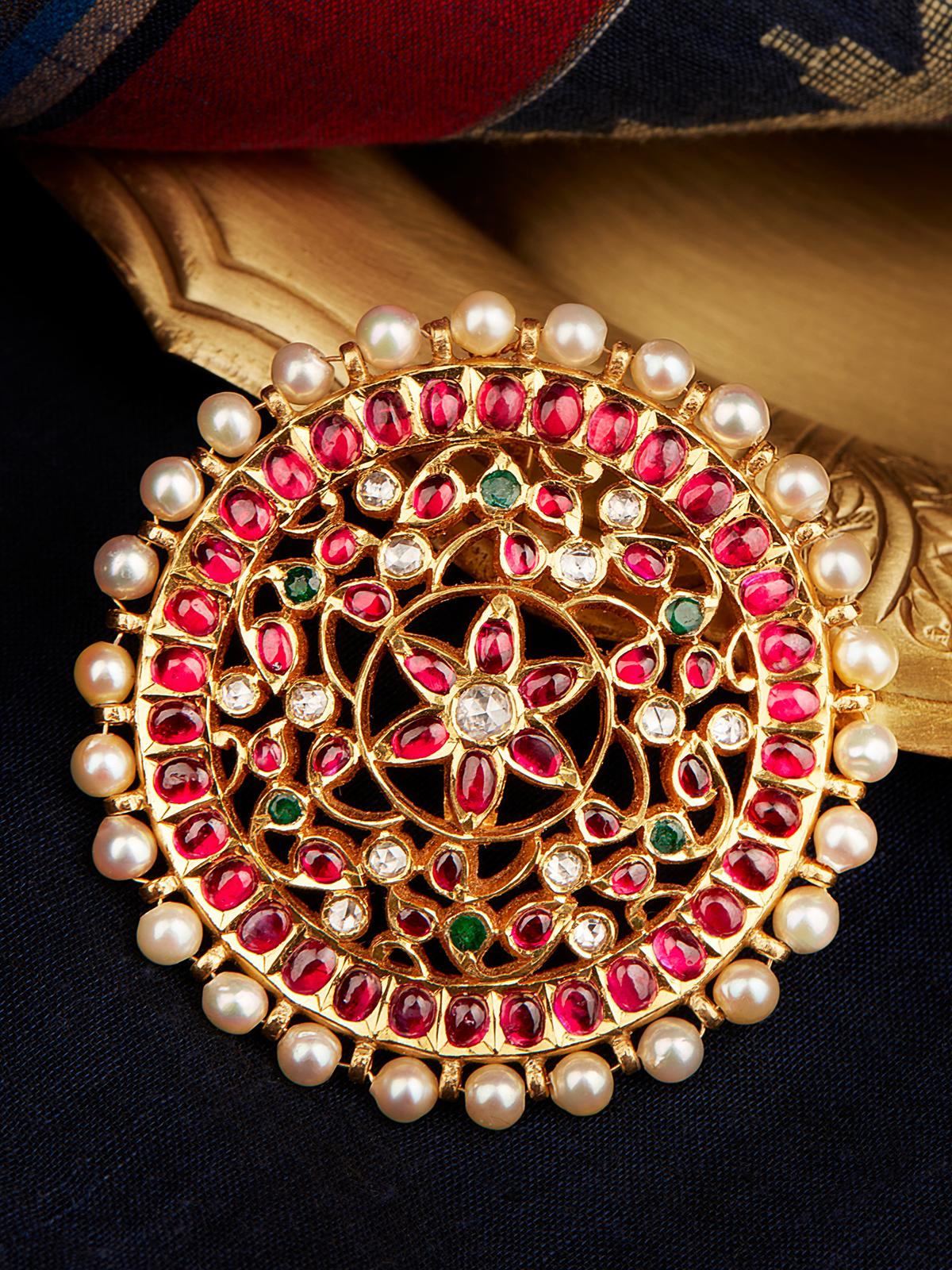 Kundala Velai 22 Karat Gold Pendant