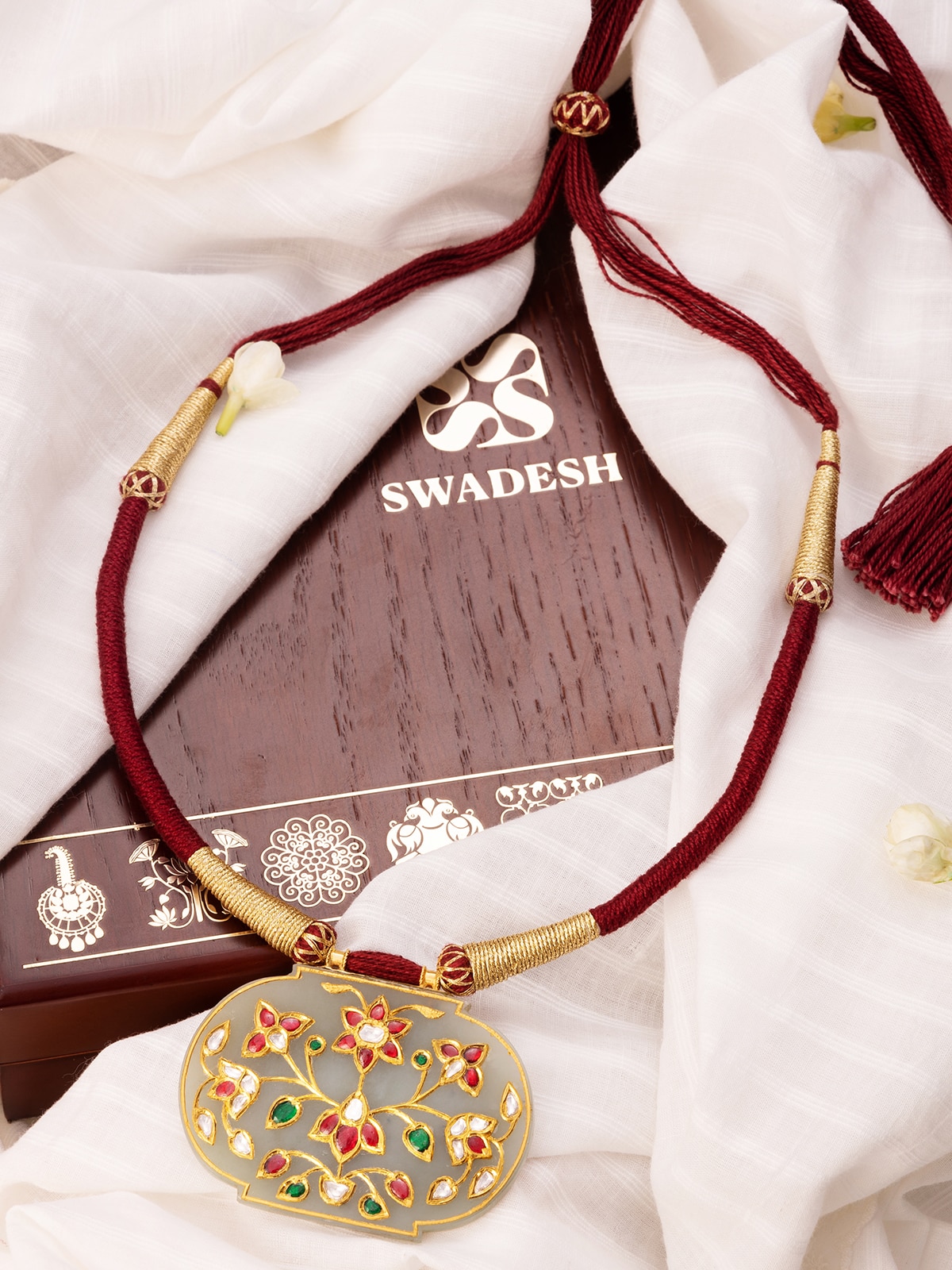 Angled view of Stone Inlay 22 Karat Gold Collar Necklace showcasing the necklace’s design and detailed craftsmanship