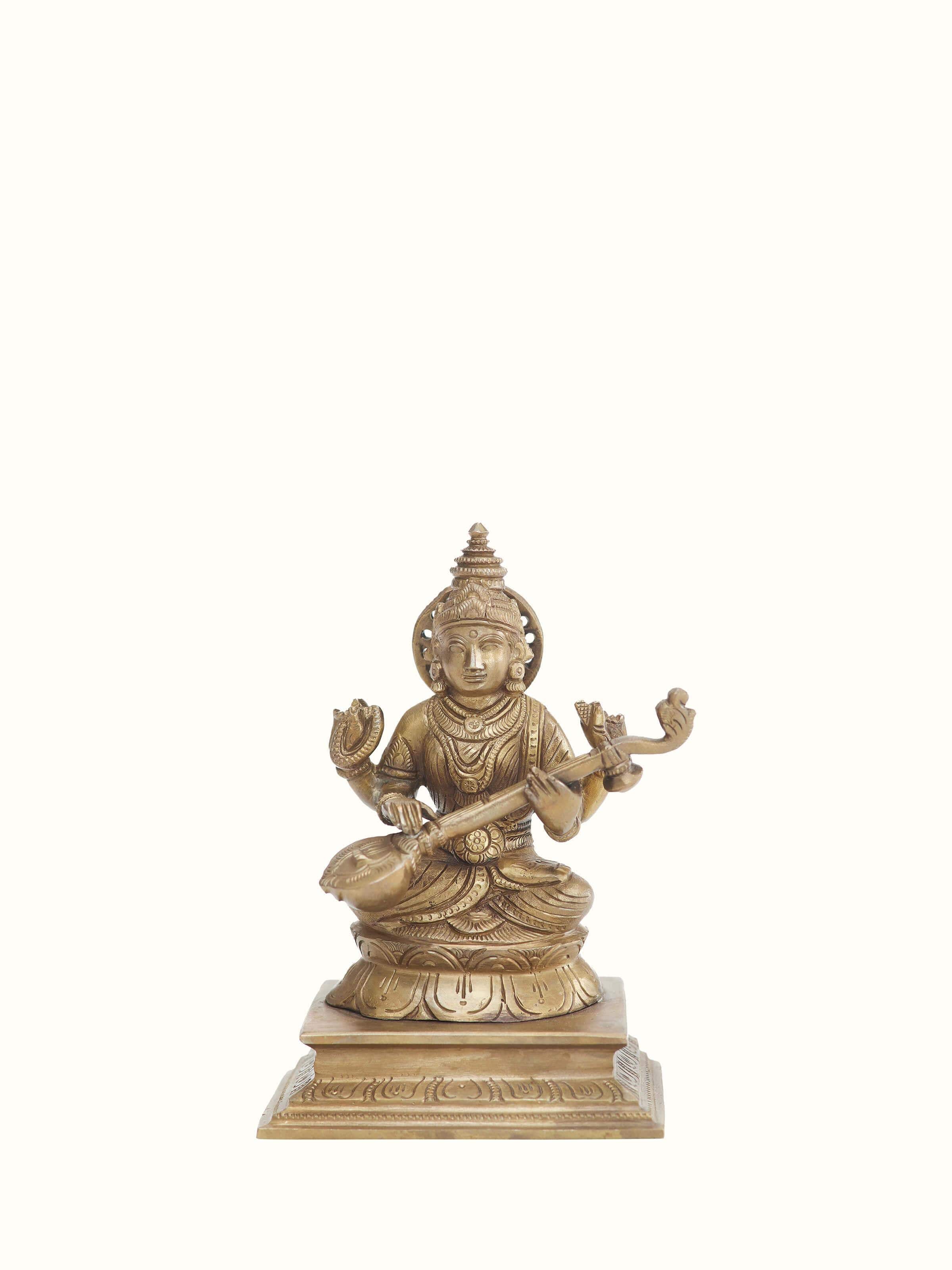 Front view of Saraswathi bronze casting idol showcasing detailed craftsmanship and traditional design