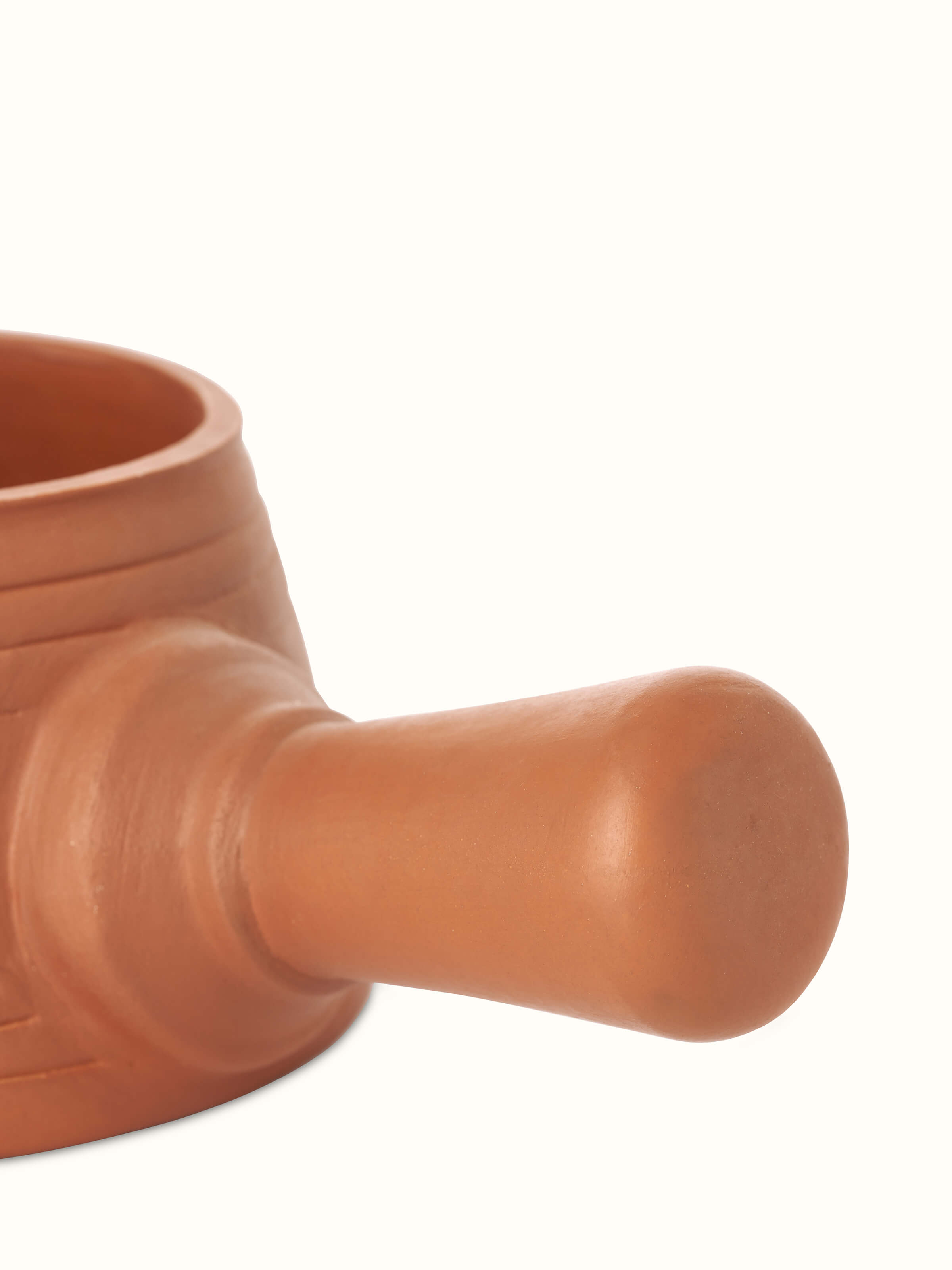 Detailed view of Natural Terracotta Clay saucepan emphasizing the craftsmanship and authentic terracotta material