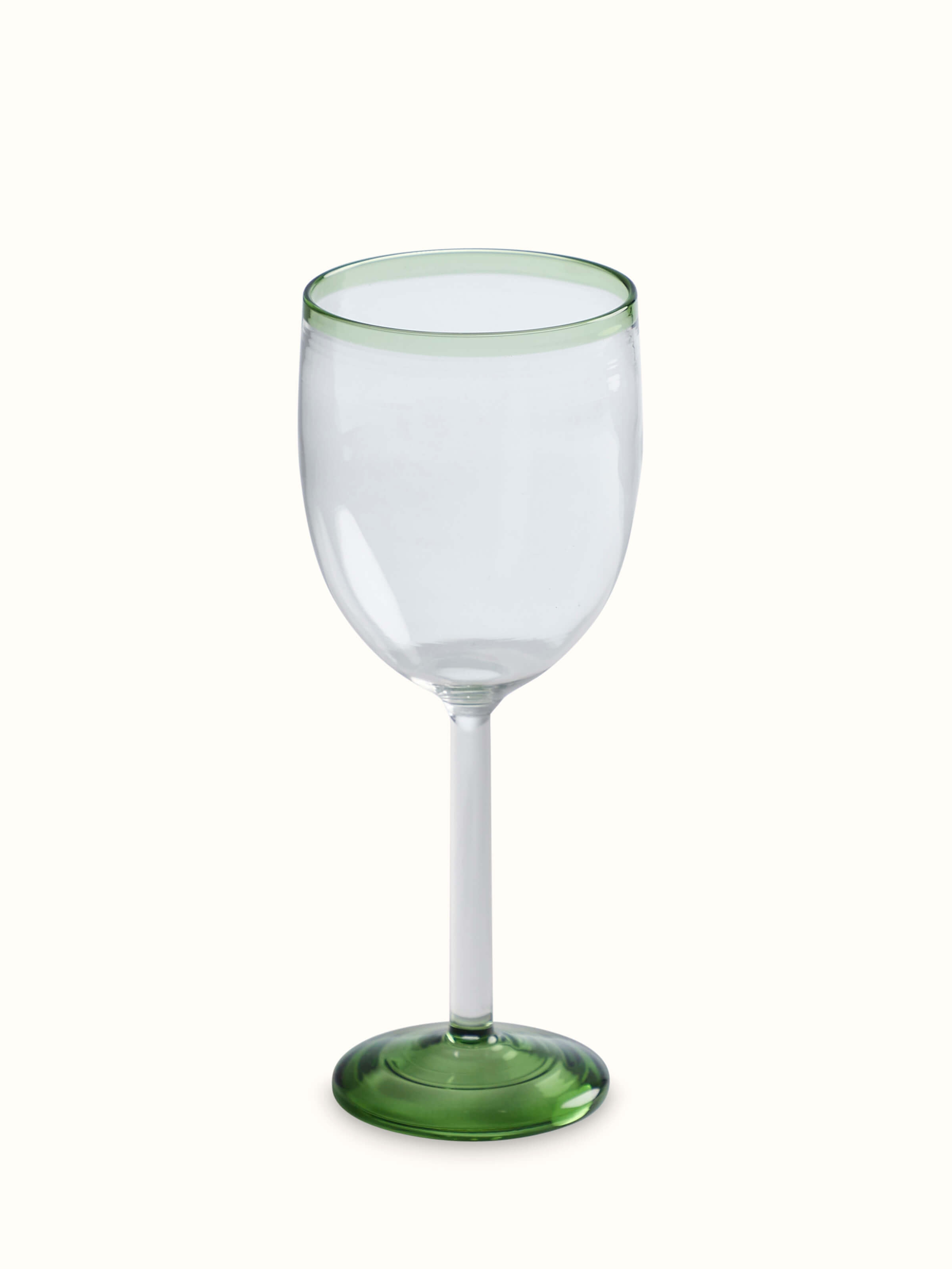 Front view of wine glasses set (6 pcs) displaying their classic design.
