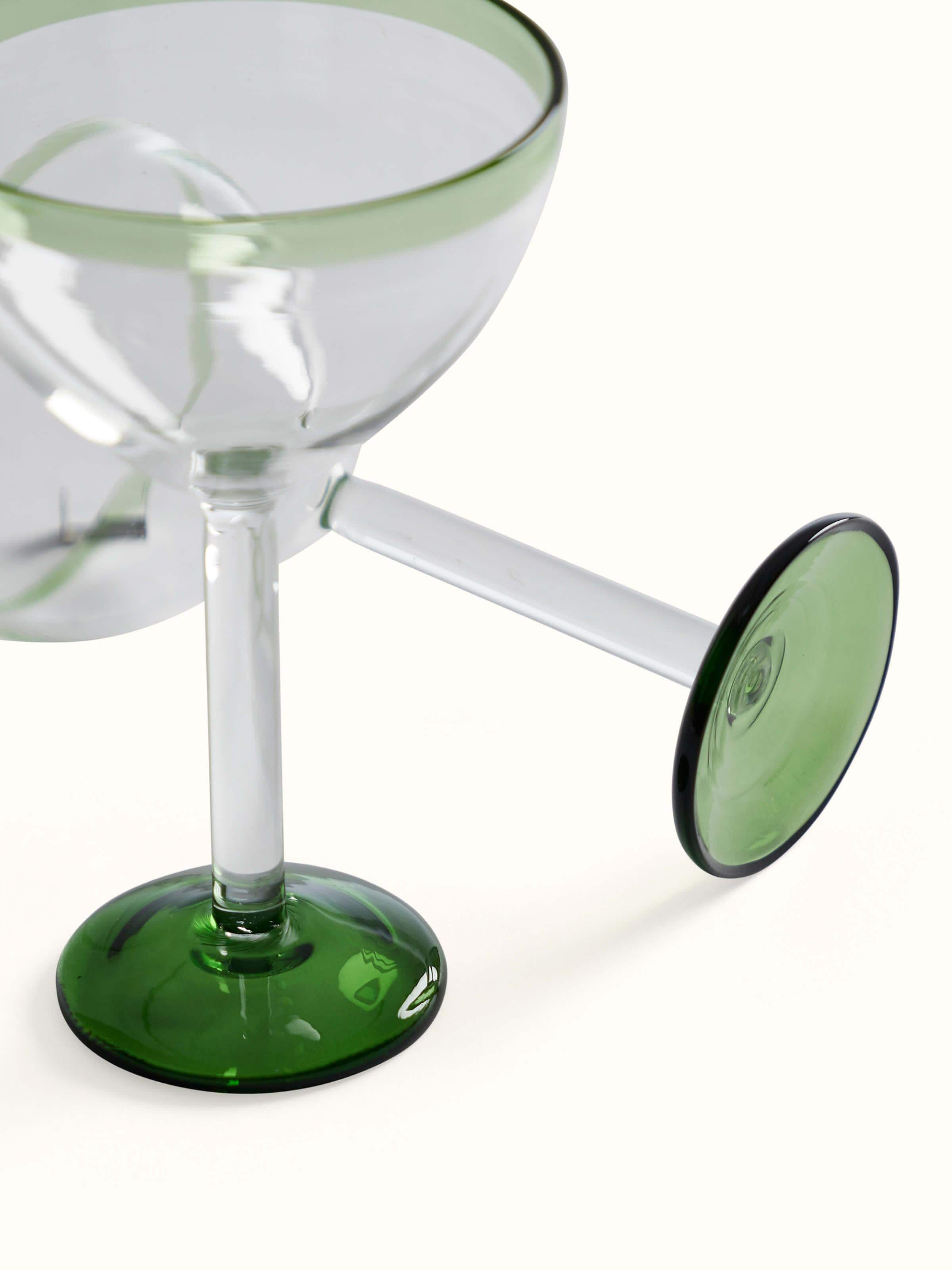 Angle view of glass-worked wine glasses (6 pcs) focusing on glass clarity and design