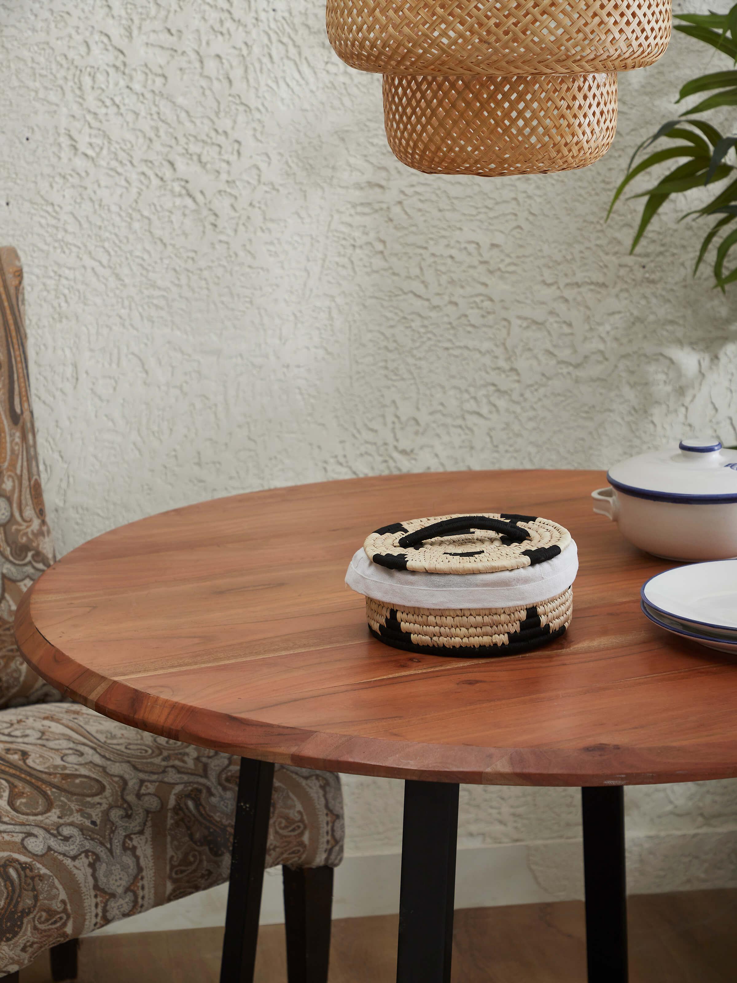 Side view of Kanshi Basketry Natural Fibre Roti Box highlighting its natural fiber craftsmanship.