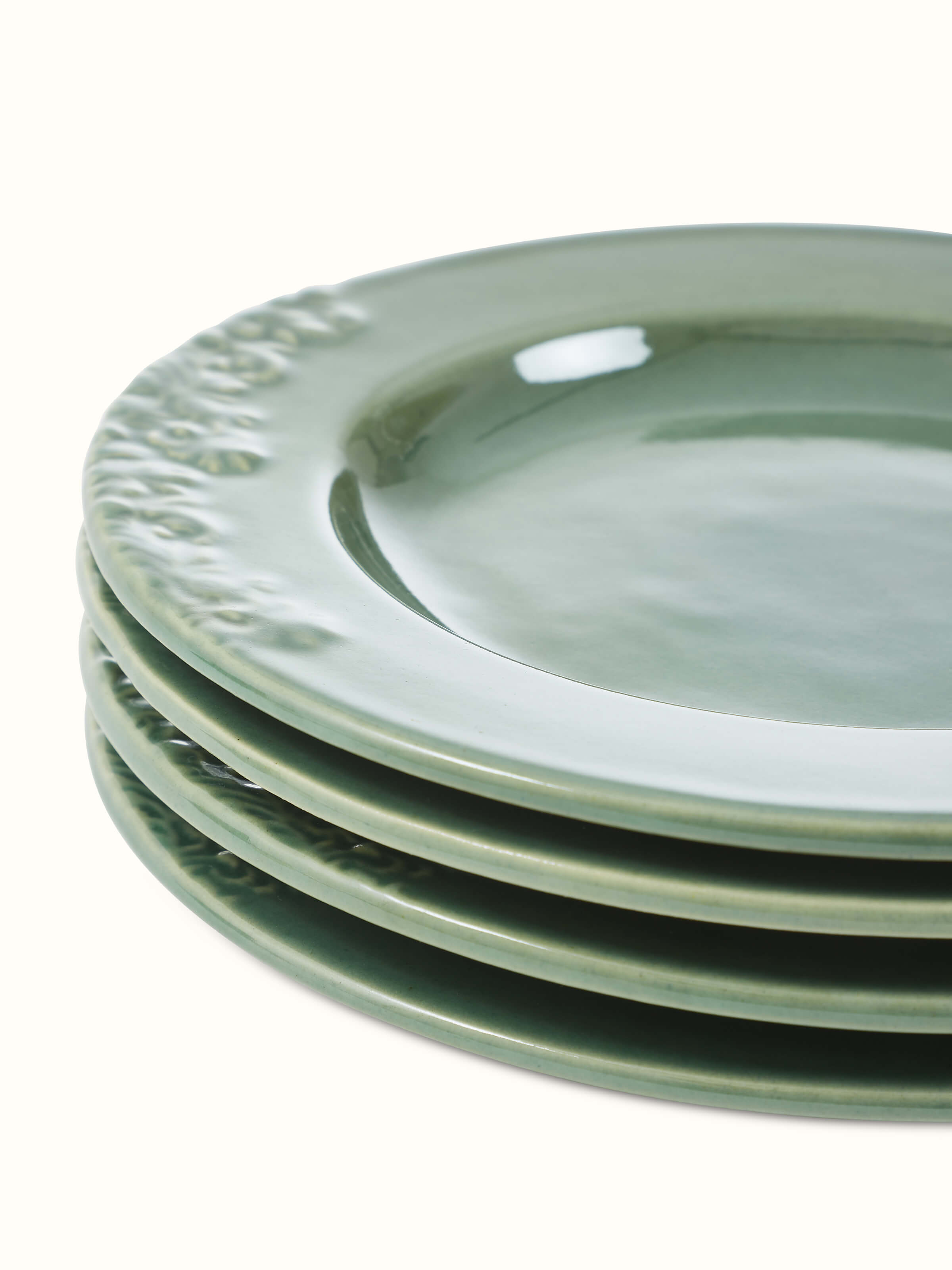 Video showcasing the Studio Pottery Ceramic Dinner Plates in green, highlighting their design and quality