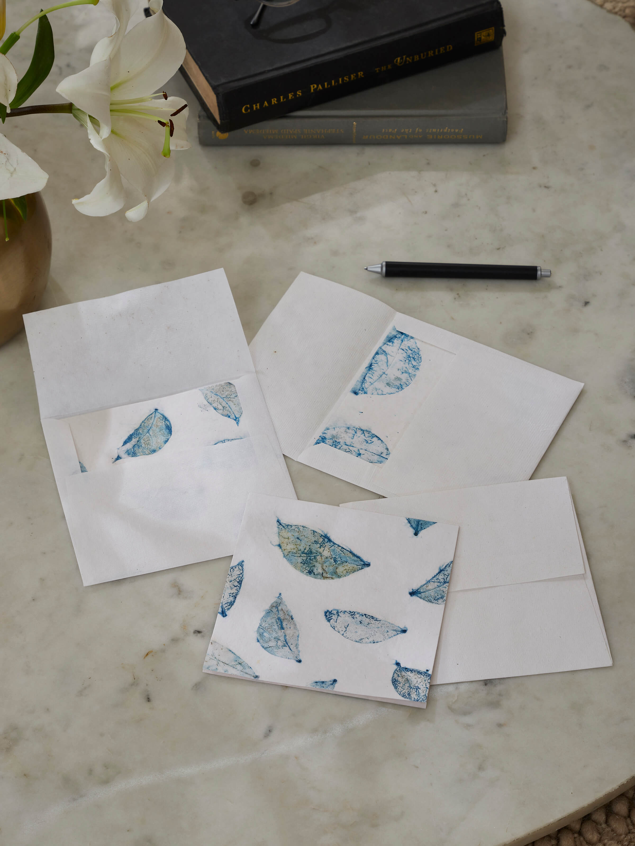Single envelope view of Auroville handmade white paper money envelopes highlighting the quality and craftsmanship