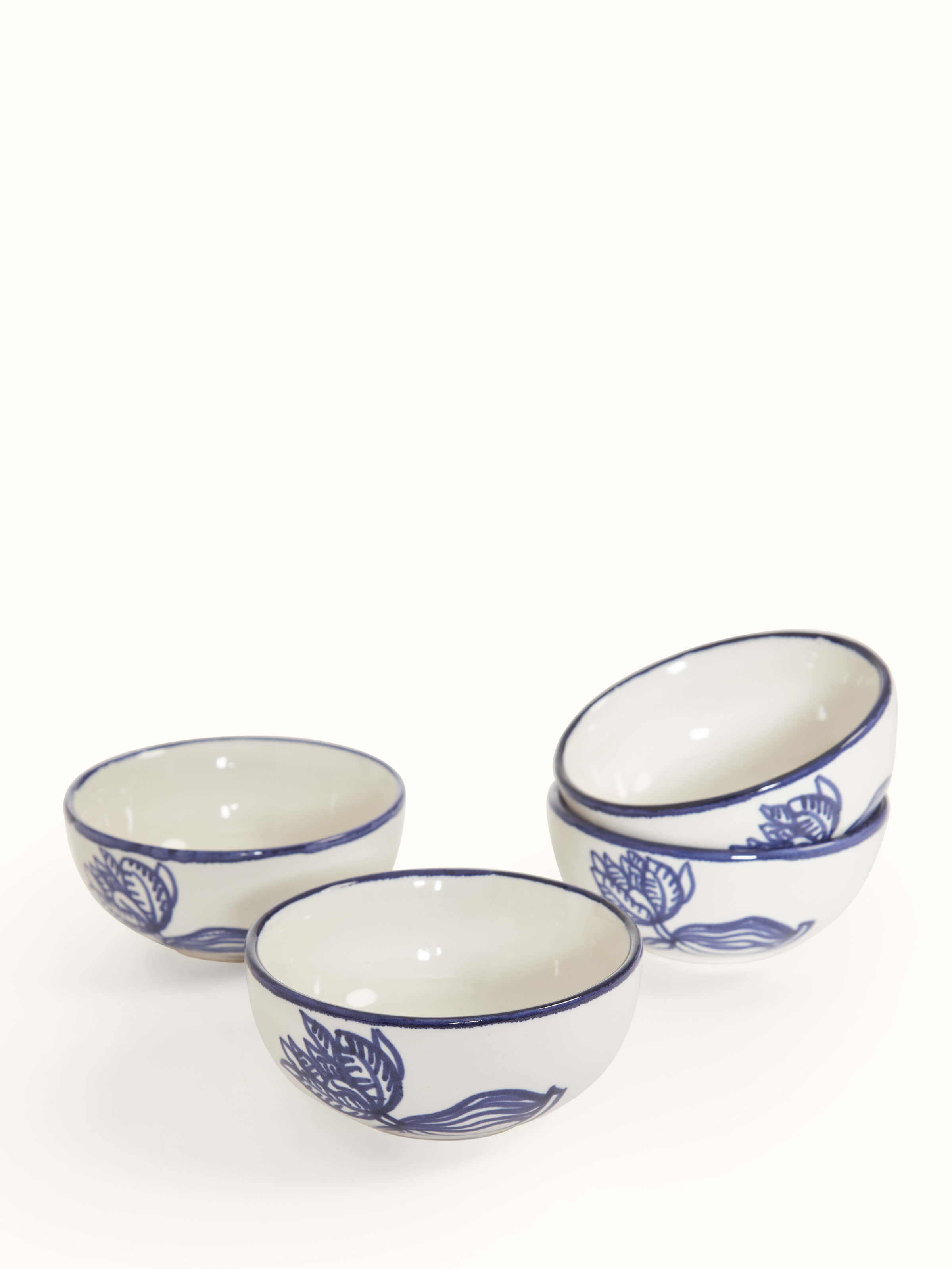 Artistic view of Studio Pottery Ceramic Dinner Bowls in Indigo & White (4 pcs) featuring color.