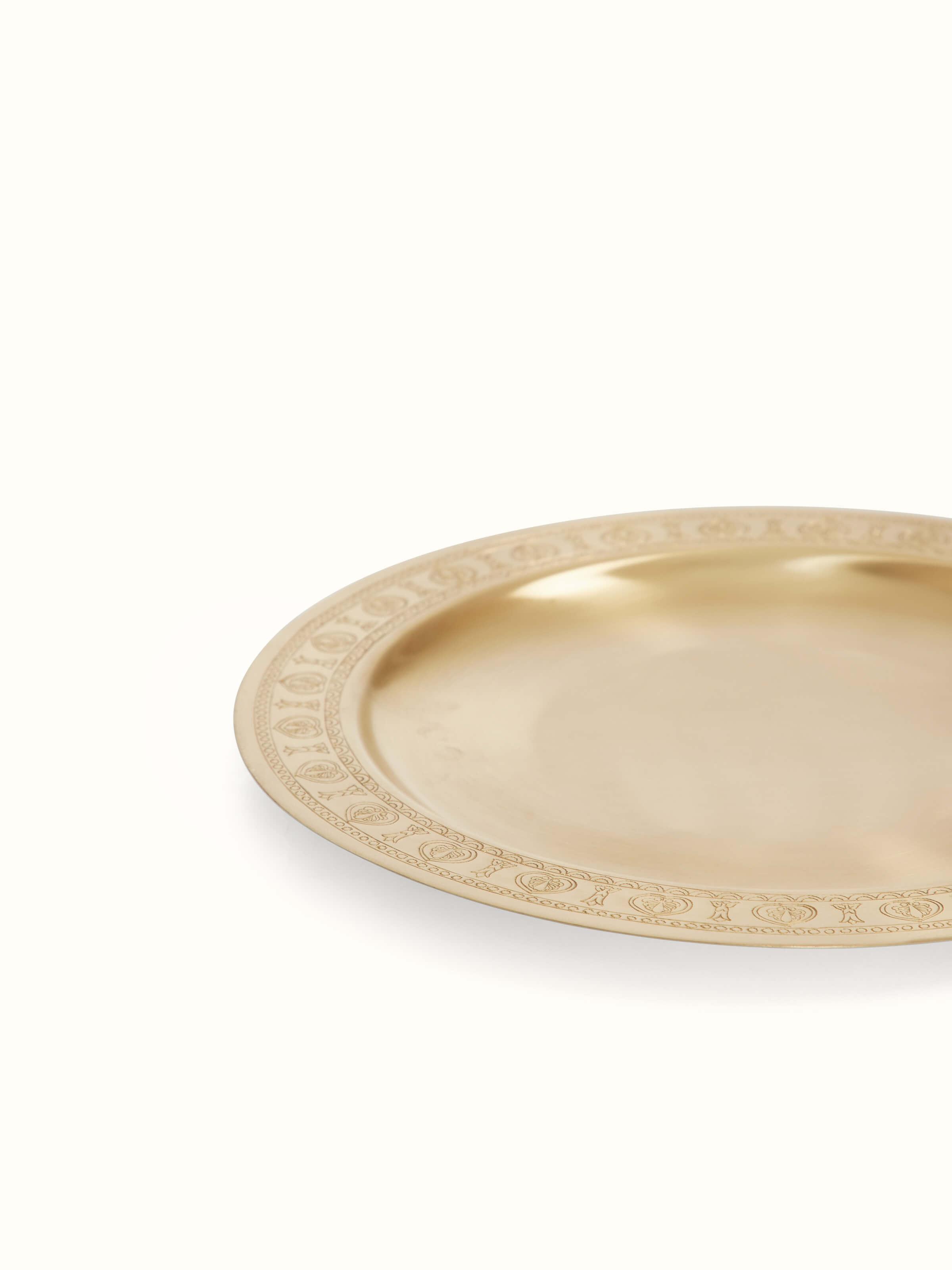 Detailed view of Brass dinner plates (2 pcs) focusing on the intricate design and quality brass material