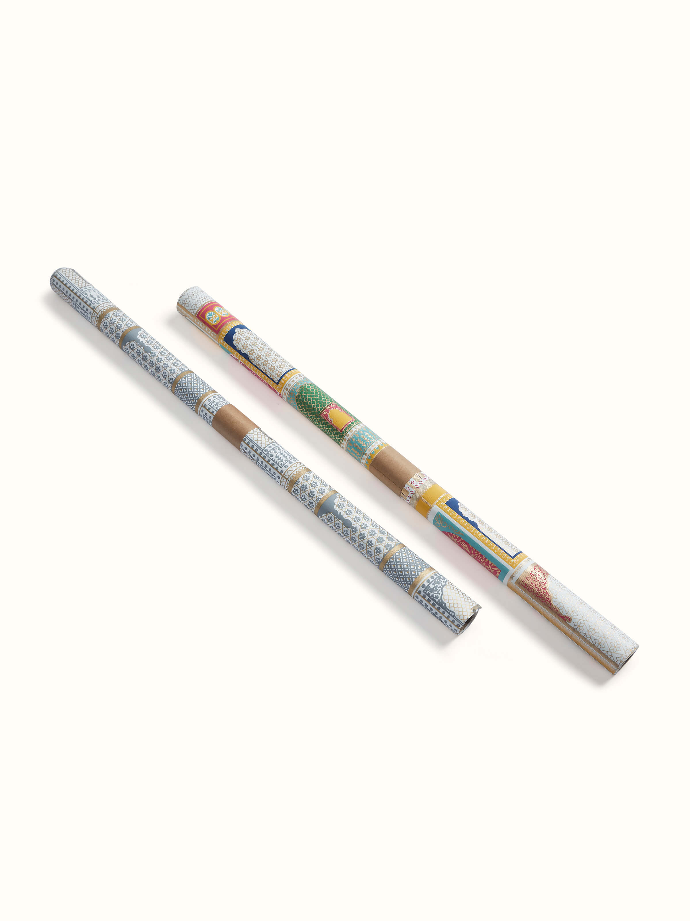 Detailed view of Handmade paper wrapping sheets in white color (2 pcs)