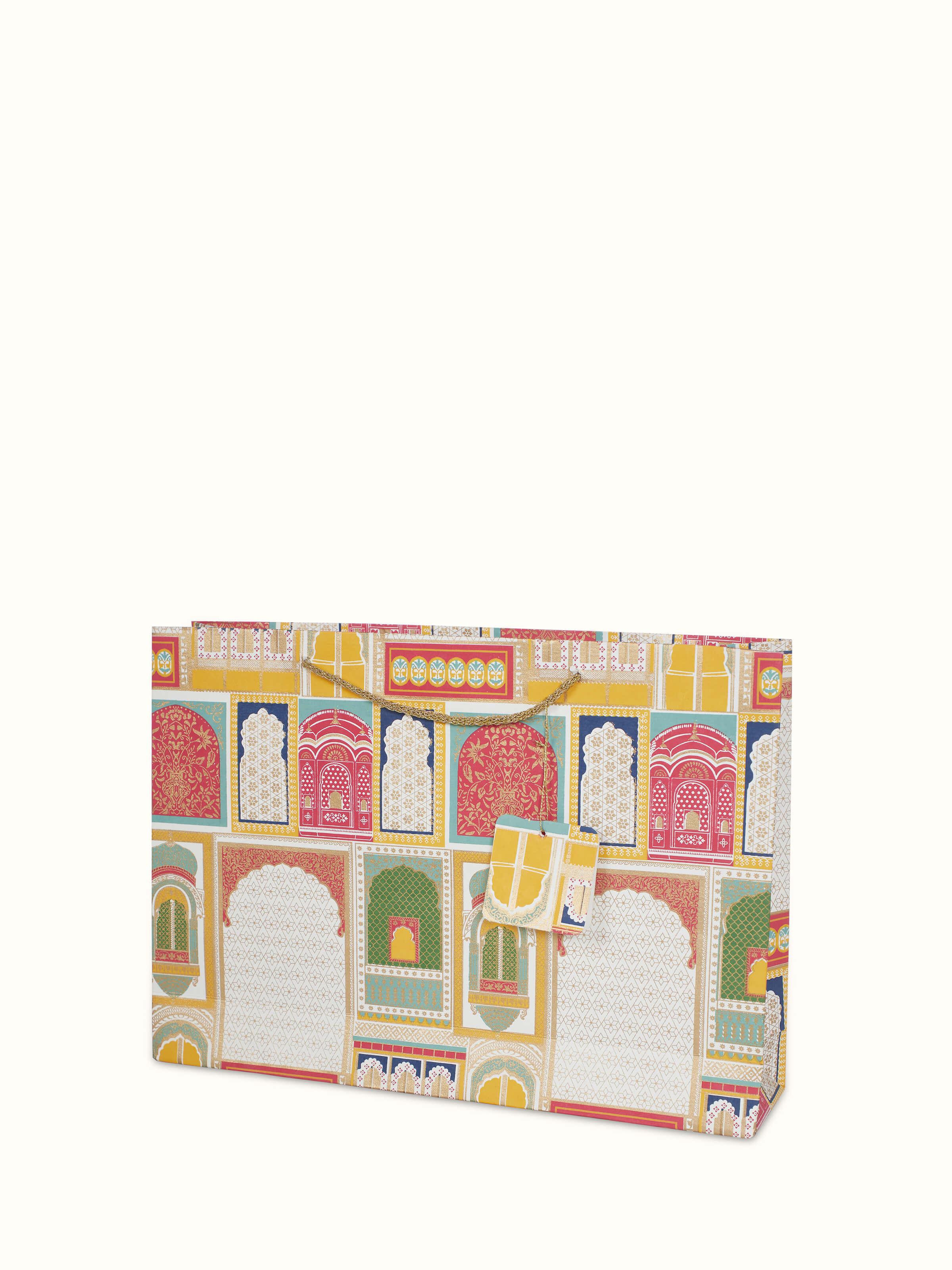 Detailed view of Handmade paper gift bags white (3 pcs) showcasing the fine finish.