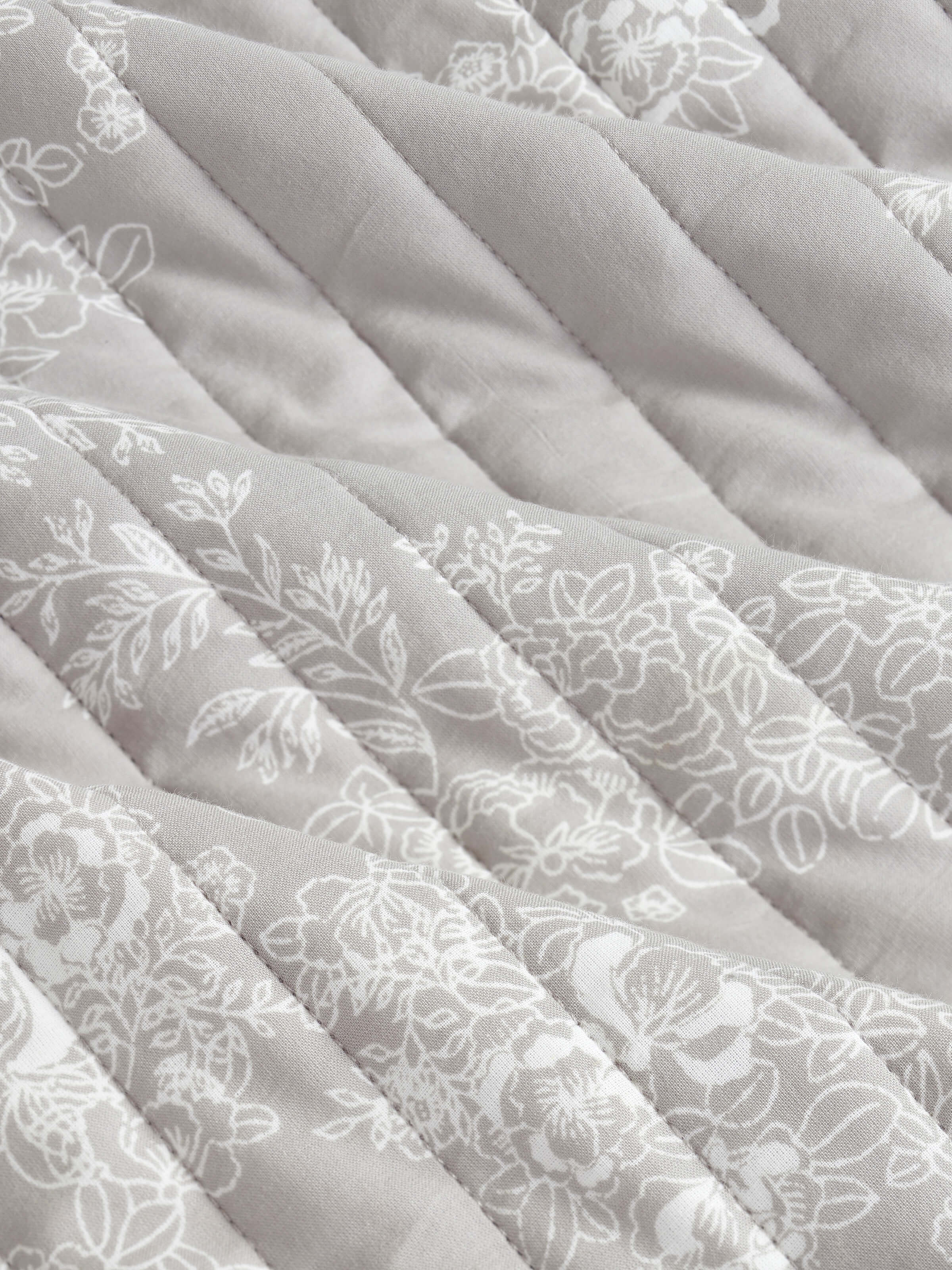 Shivranjini grey trellis cotton Sanganeri block printed double bedspread set (3 pcs) with close-up details.