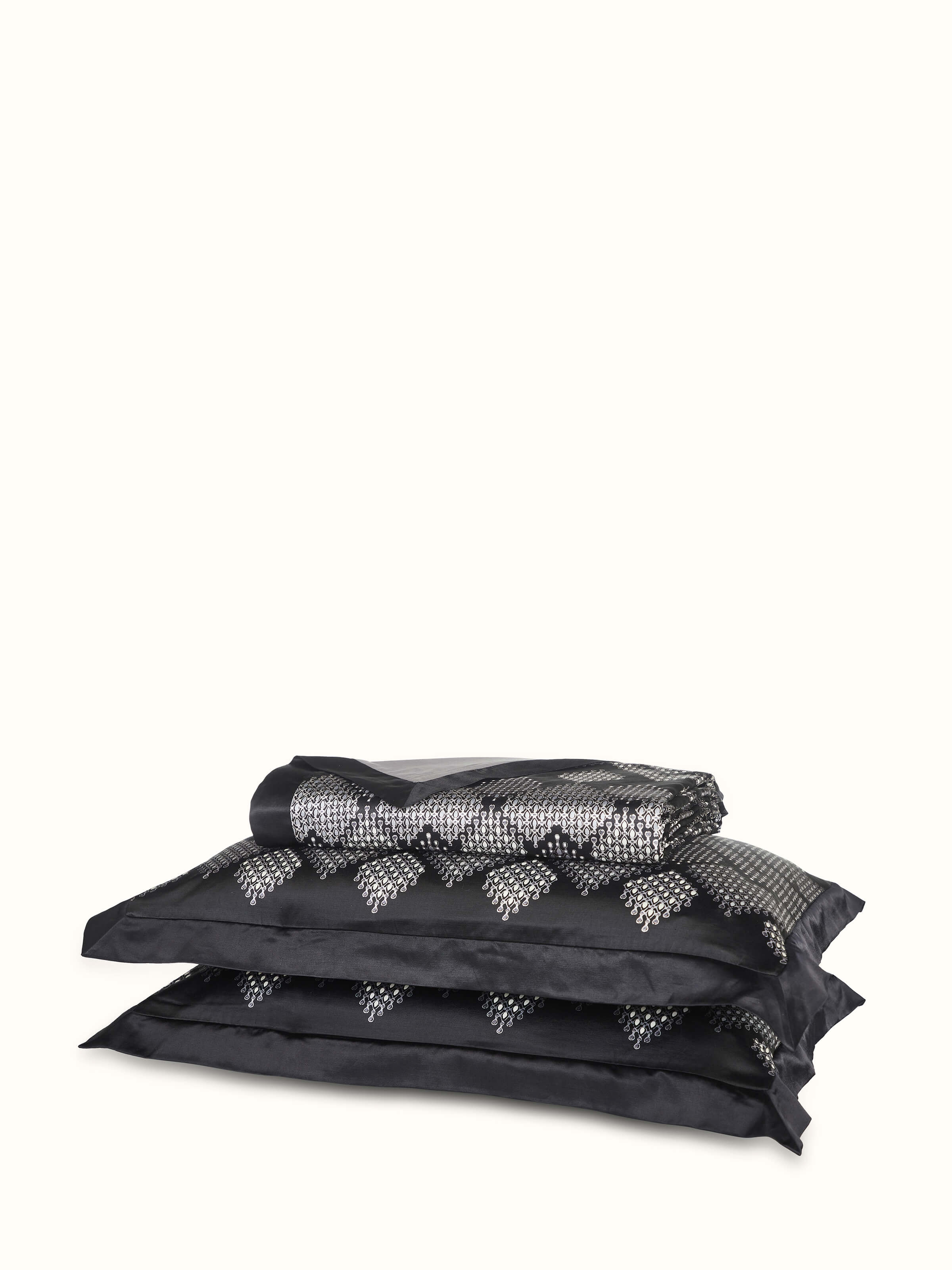 Rambagh geometric viscose cotton blend Sanganeri block printed double bedspread set, full view showcasing the intricate geometric patterns.