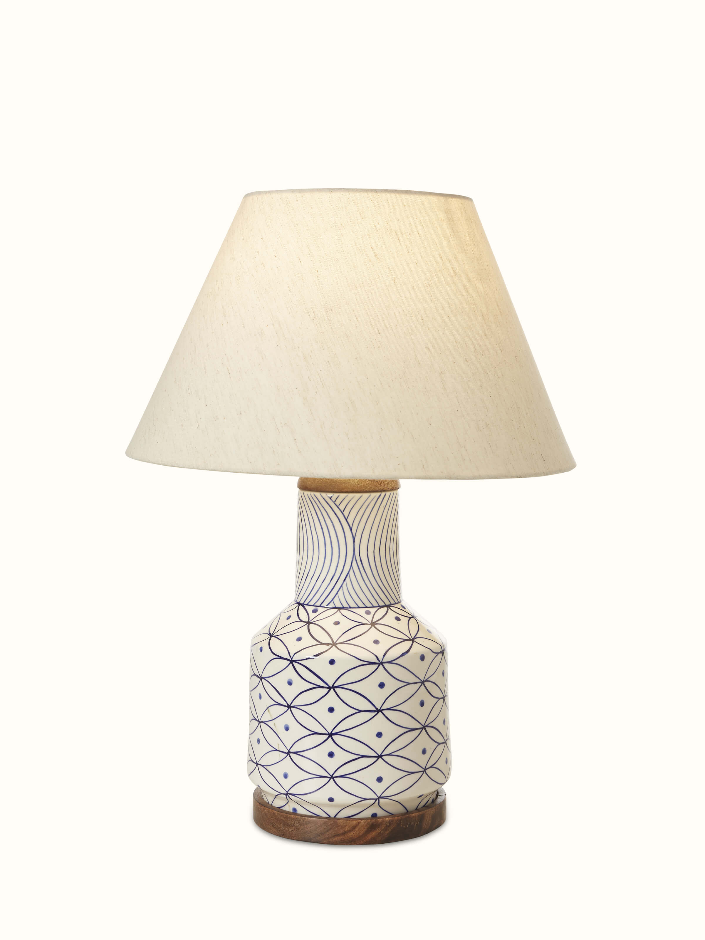 Front view of medium Khurja pottery ceramic table lamp showcasing traditional design