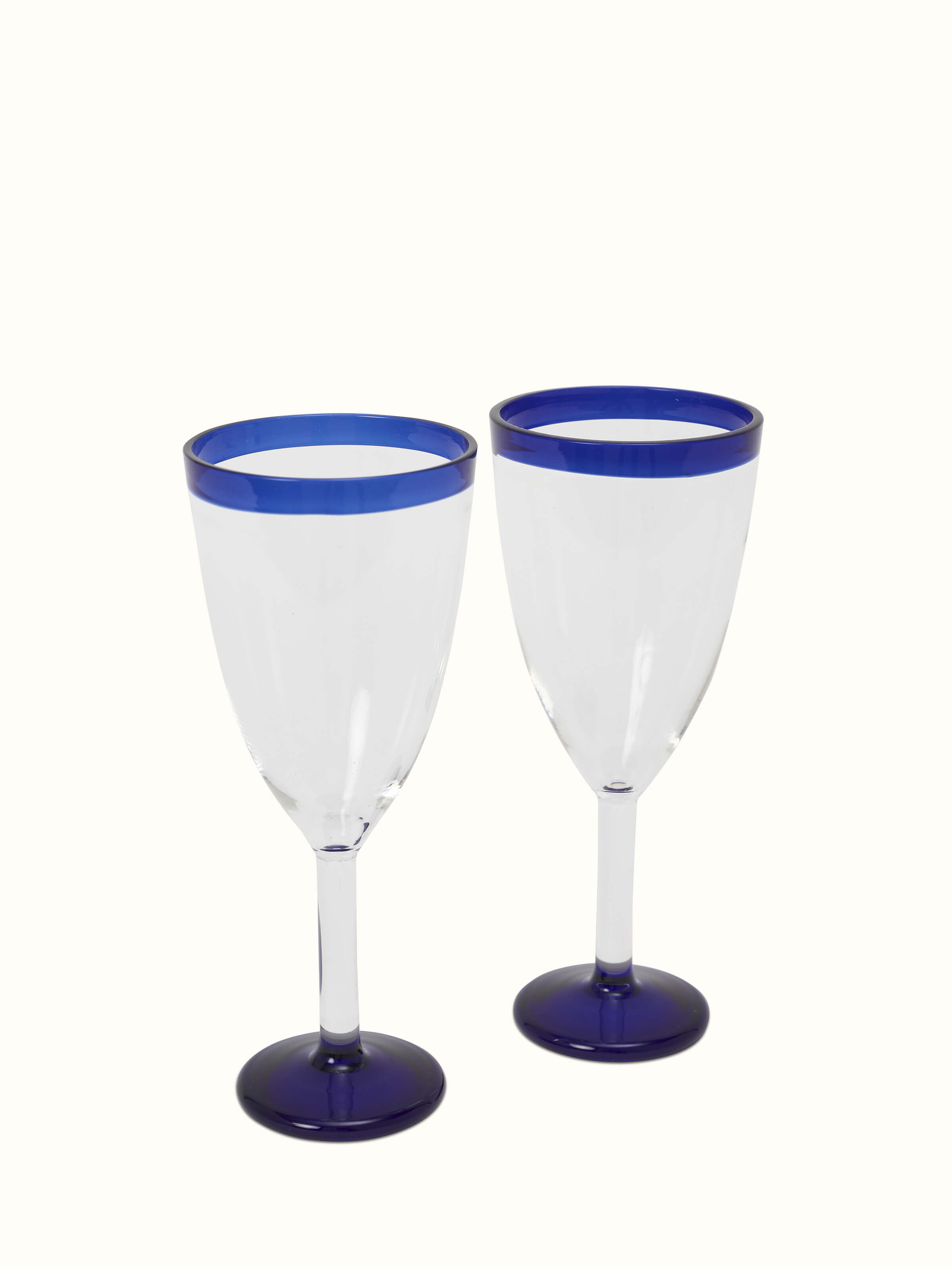 Front view of Glass-Worked Bordeaux Wine Glass Set (2 pcs) highlighting the elegant design and craftsmanship.