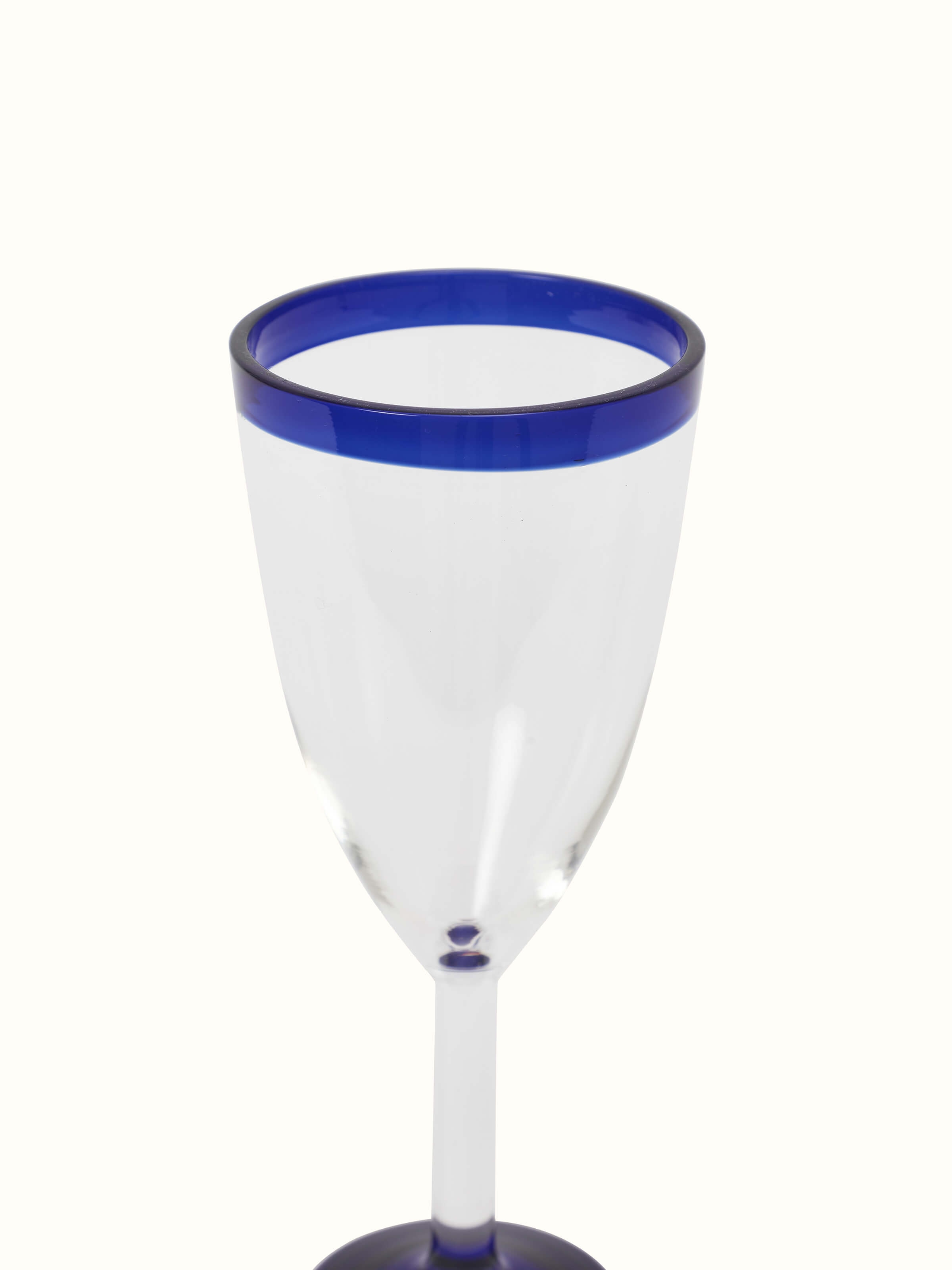 Close-up detail of Glass-Worked Bordeaux Wine Glass Set (2 pcs) focusing on the intricate glasswork.