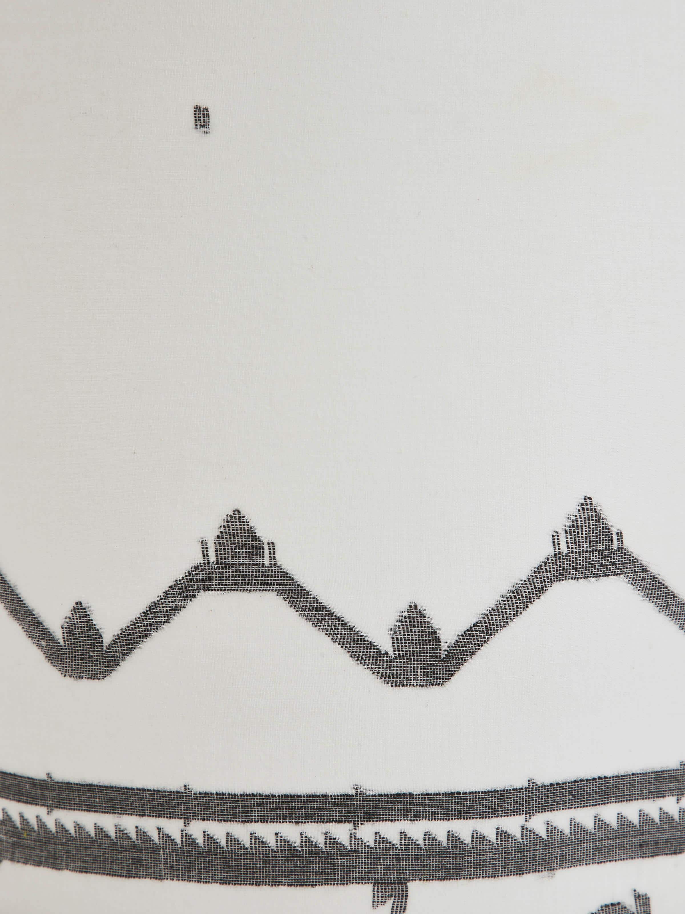 Khurja pottery ceramic dinner plates set of 4, featuring blue and white patterns and traditional craftsmanship, Swadesh