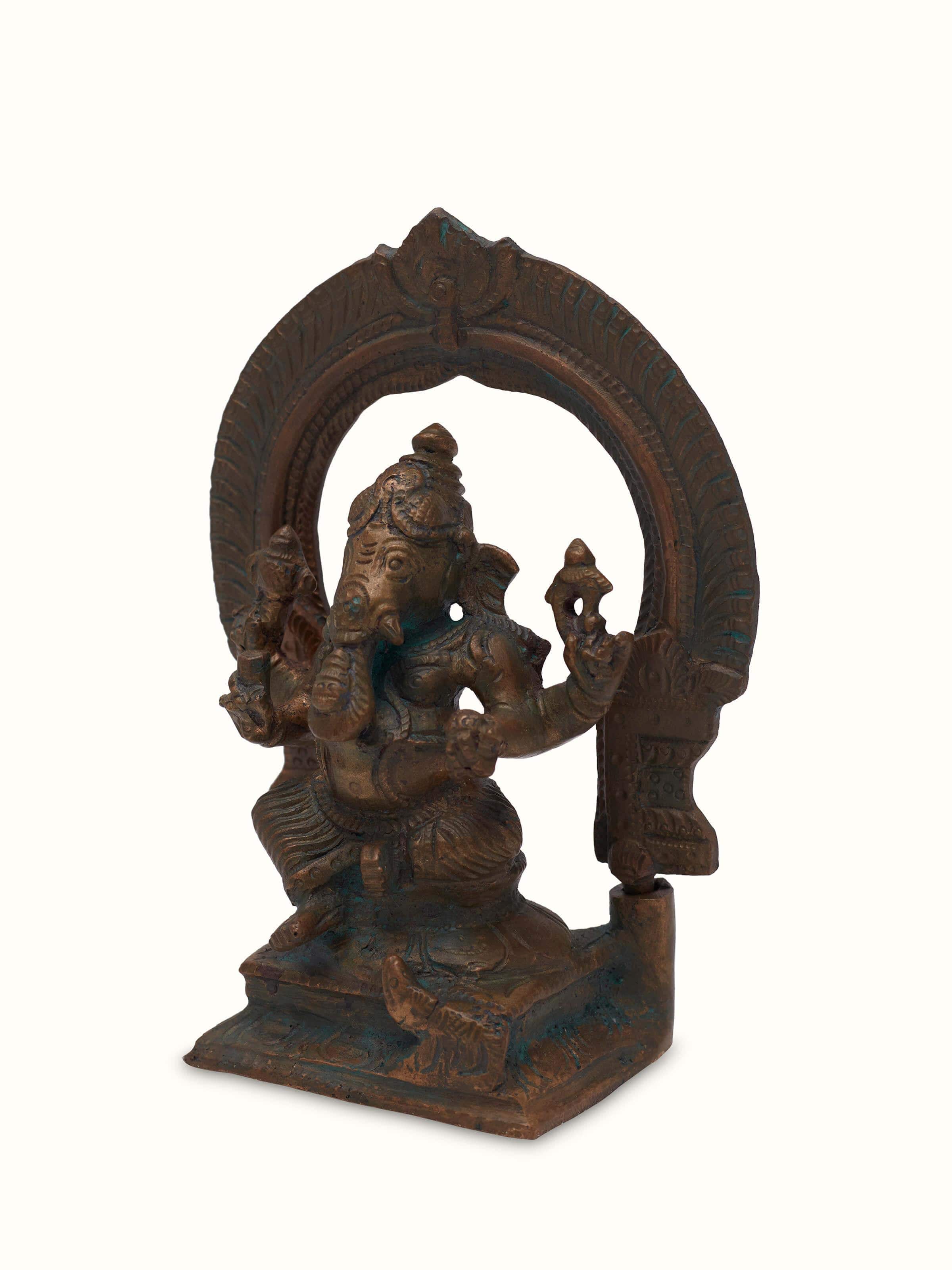 Detailed view of Supreme bronze casting Ganesha with prabai idol