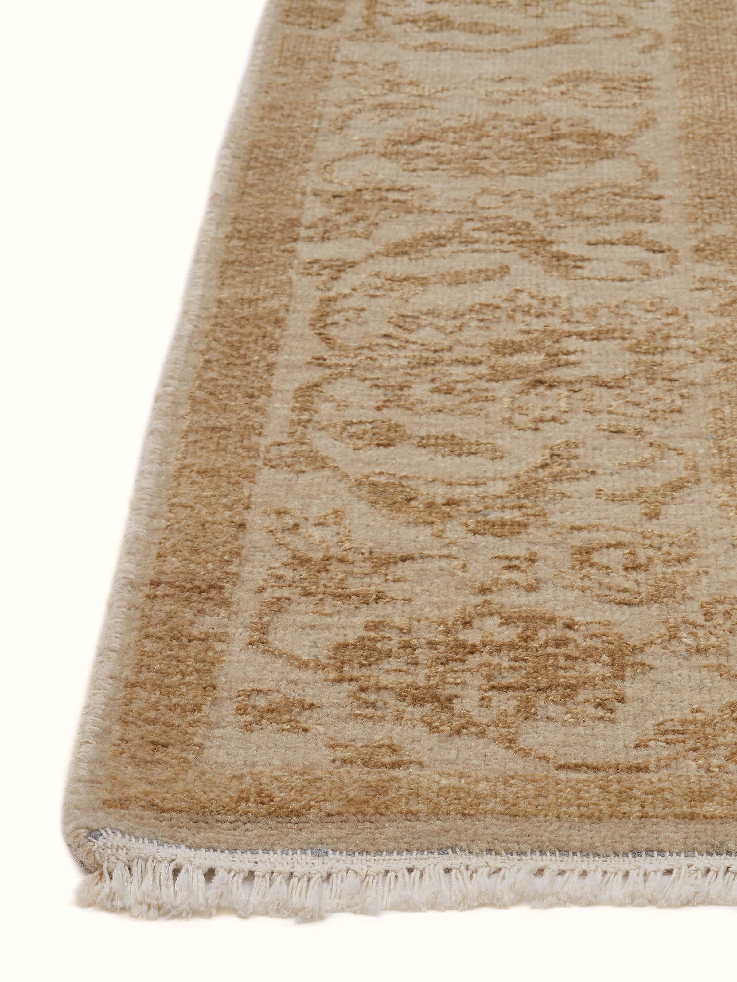 Distressed Transitional Beige Gold Agra Wool & Viscose Hand-knotted Rug