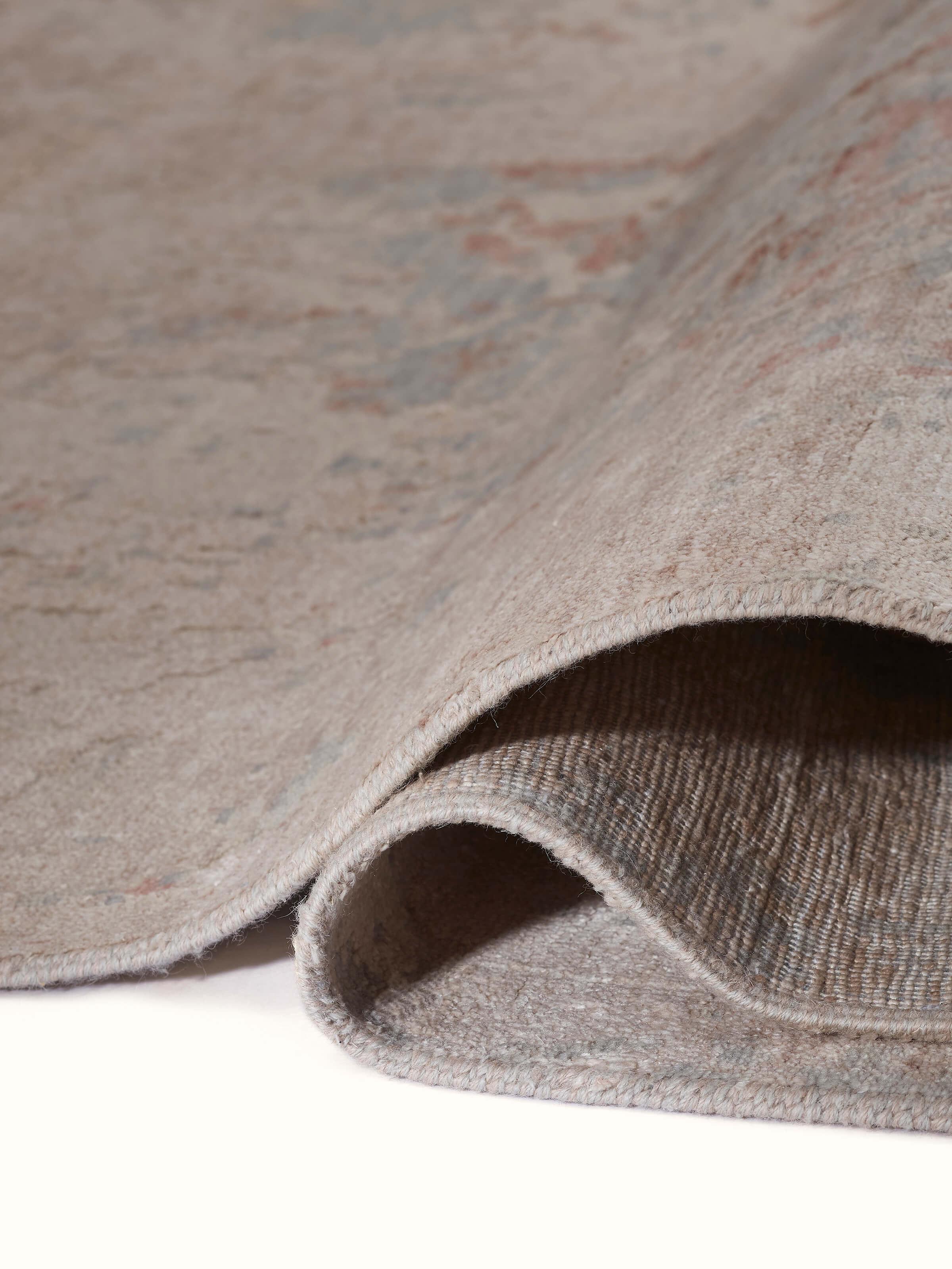 Modern Abstract Grey Blush Agra Wool & Viscose Hand-knotted Carpet