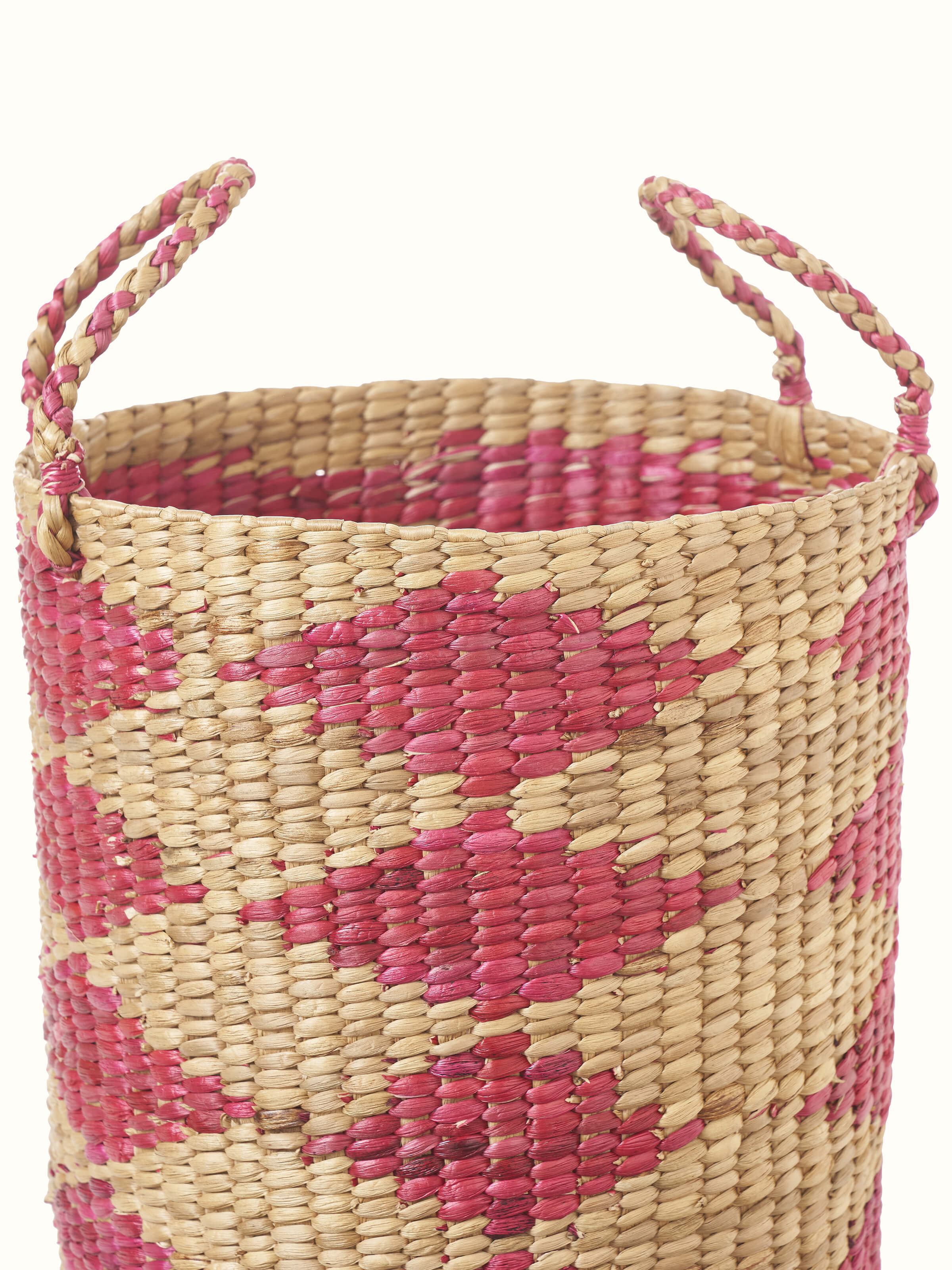 Detailed view of Natural Water Hyacinth Fibre Planter showcasing the craftsmanship