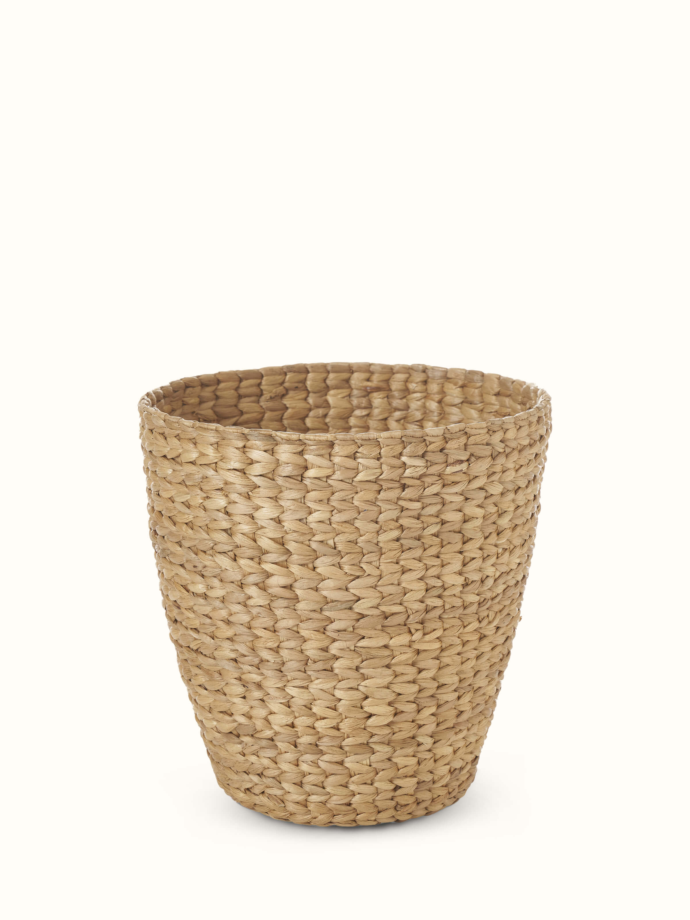 Front view of Natural water hyacinth fibre waste bin highlighting its eco-friendly material and woven texture