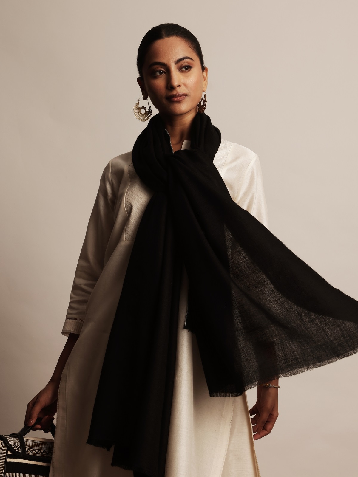 Black Pashmina Shawl