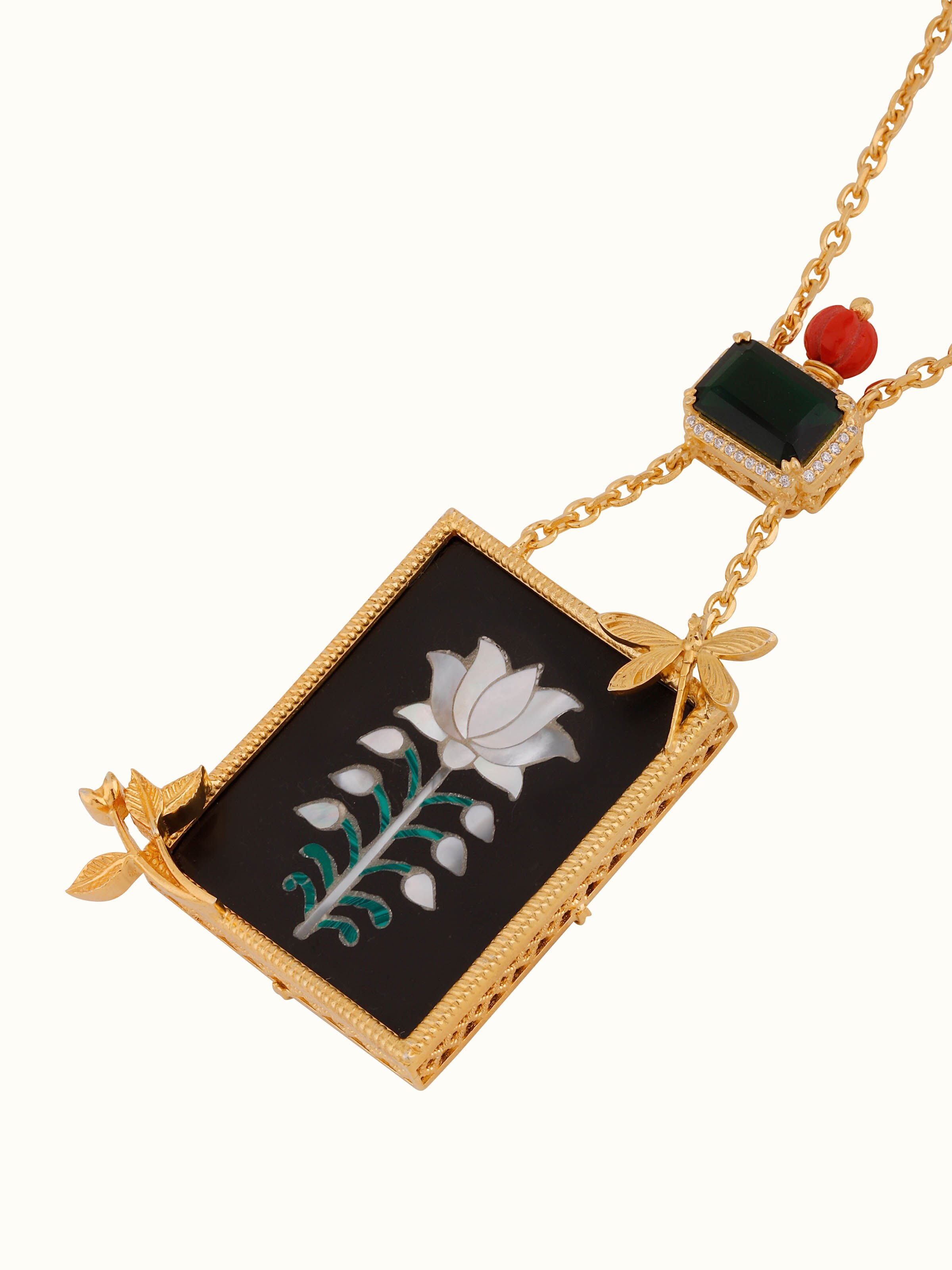 Overhead view of Parchinkari silver pendant & chain revealing its symmetrical design and traditional elegance