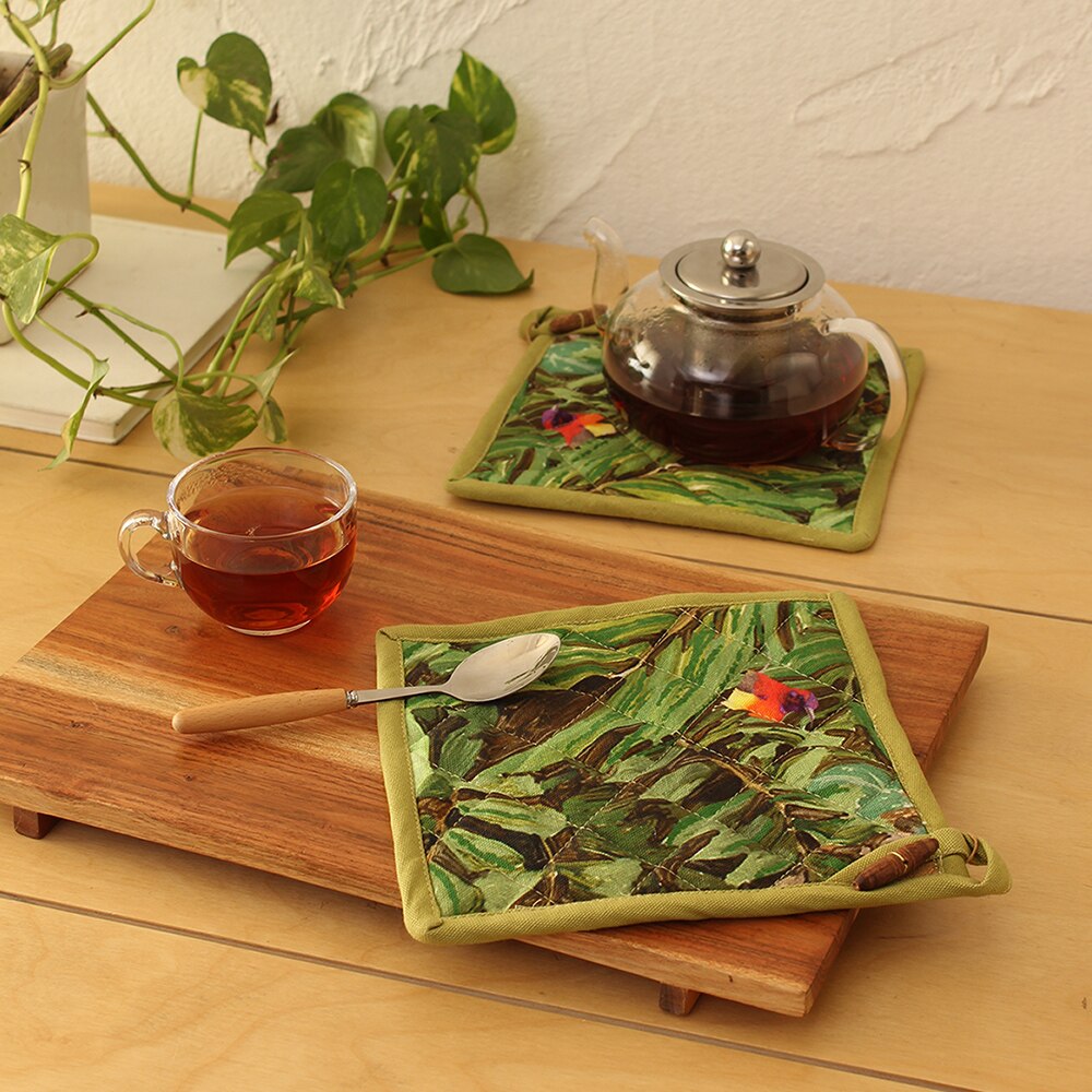 Sunderbans Set Of 2 Pot Holders with Green colour