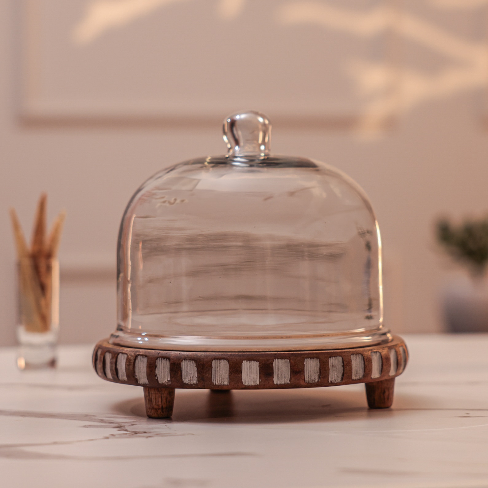Ireka Homes Sugar Sphere Acacia Wood Cake Stand with Glass Dome