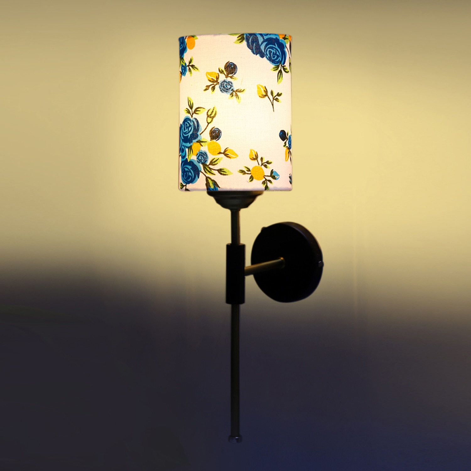 Devansh Metal Electric Wall Light in Black Colour with Multi Shade Count of 1 Light-image-46