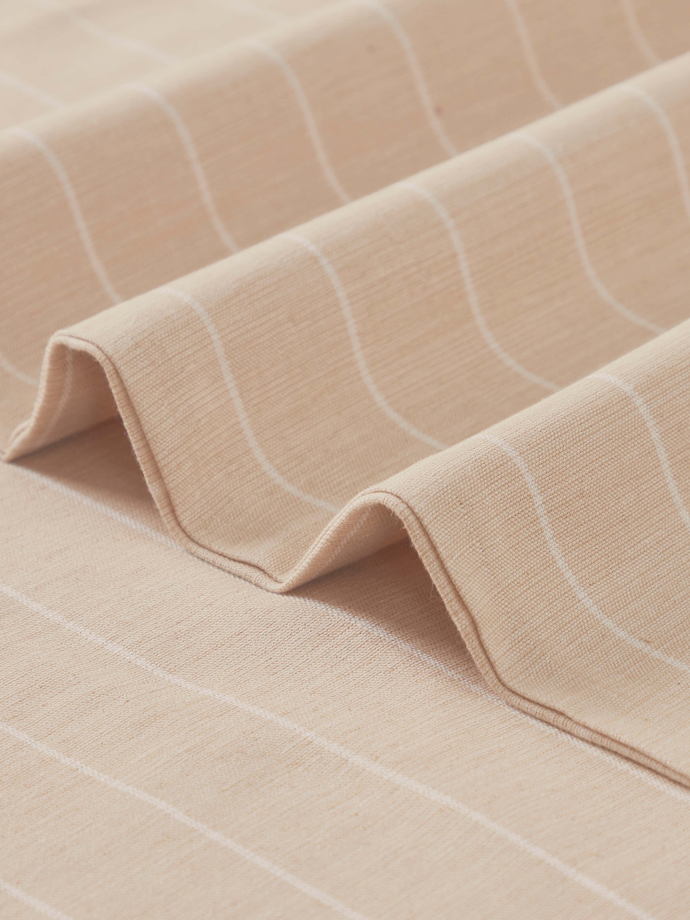 Keshod Handloom Cotton Beige Chambray Stripe King-size Bedsheet Set