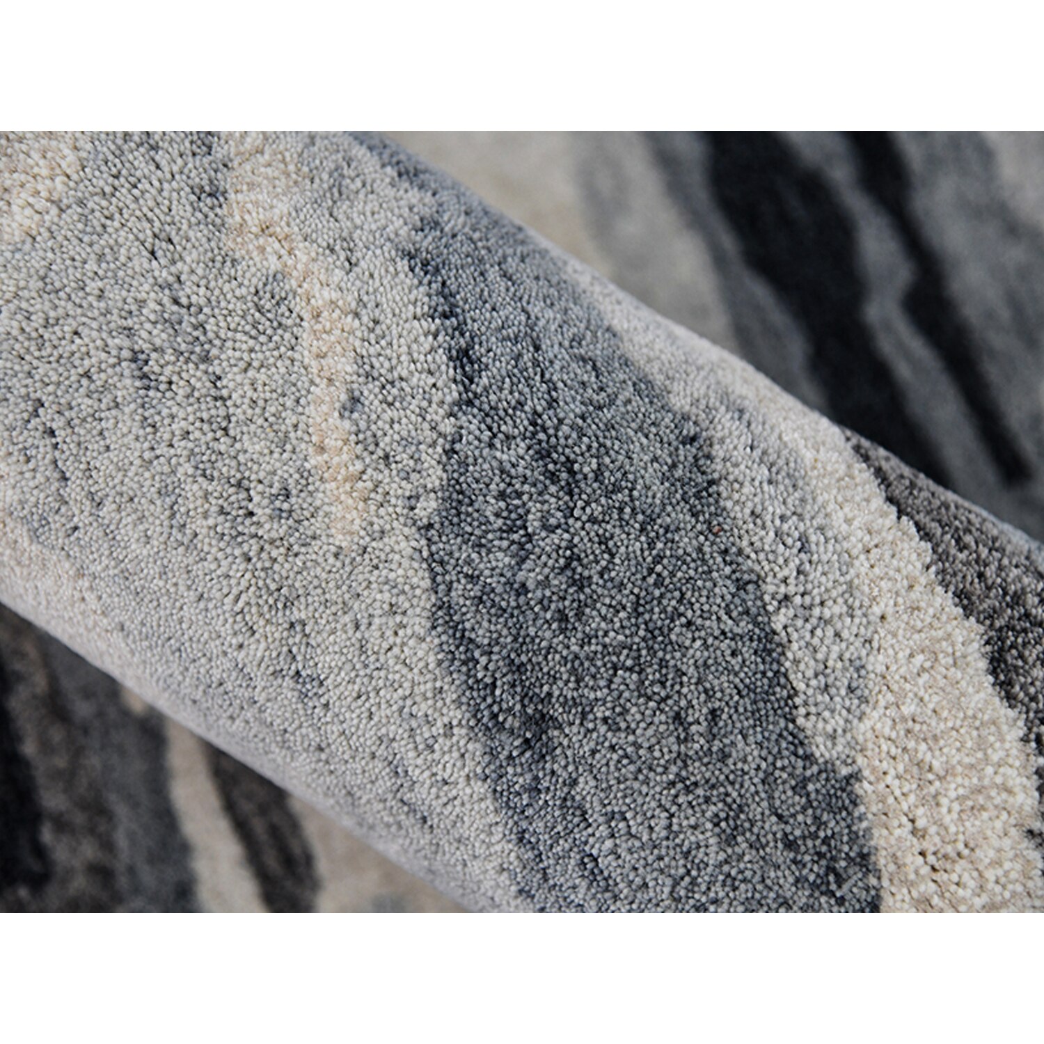 Holden Dark Gray Abstract Hand-Tufted Viscose 5X3 Feet Carpet