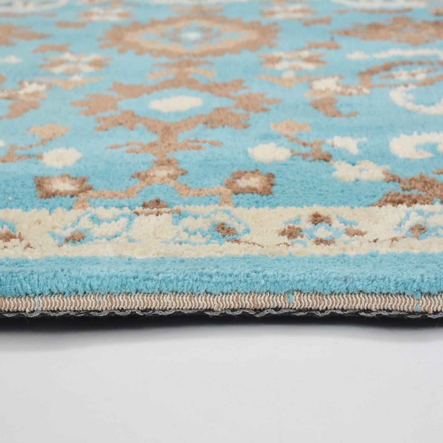 Multicolor Traditional Machine Made Polyester 6 X 9 Feet Carpet