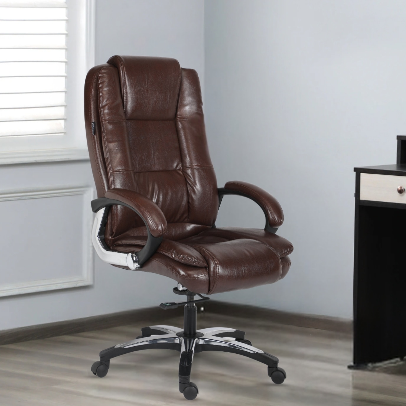 Thar Leatherette Executive Chair In Brown Colour