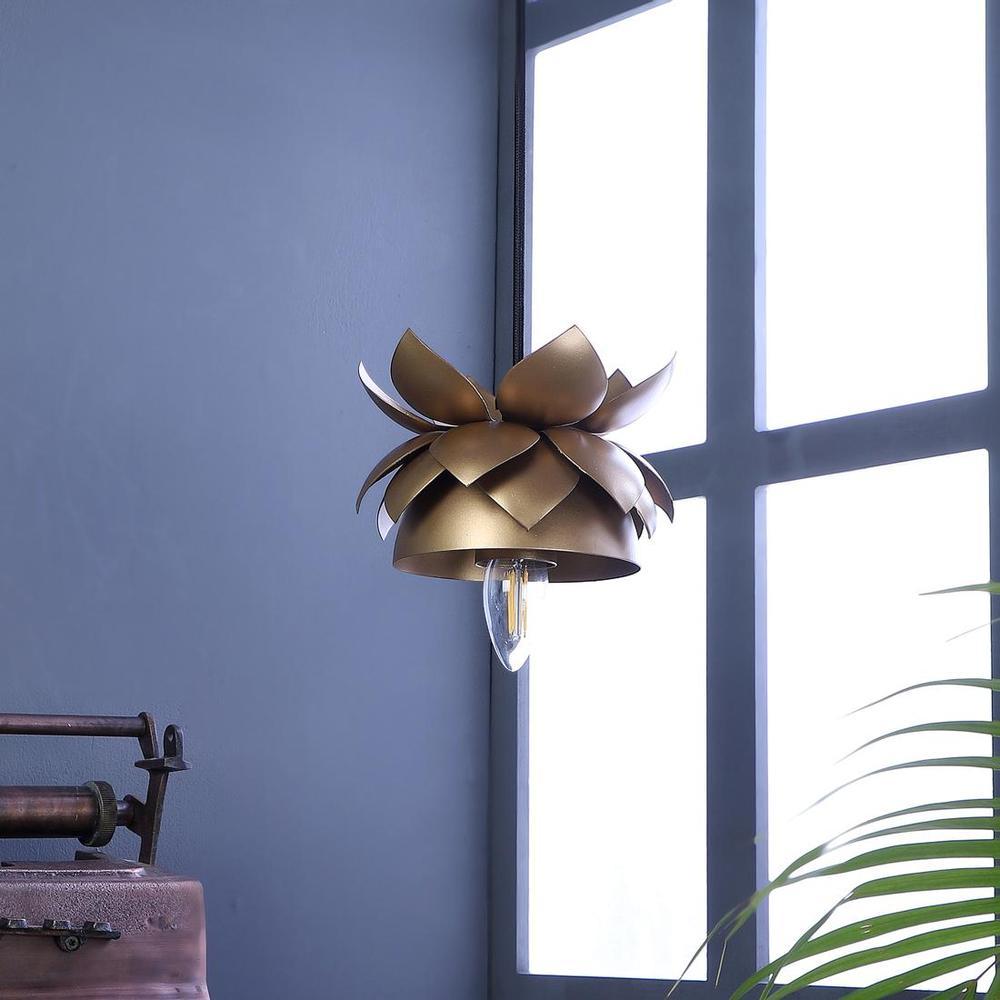 Hang Gold Metal Hanging Light