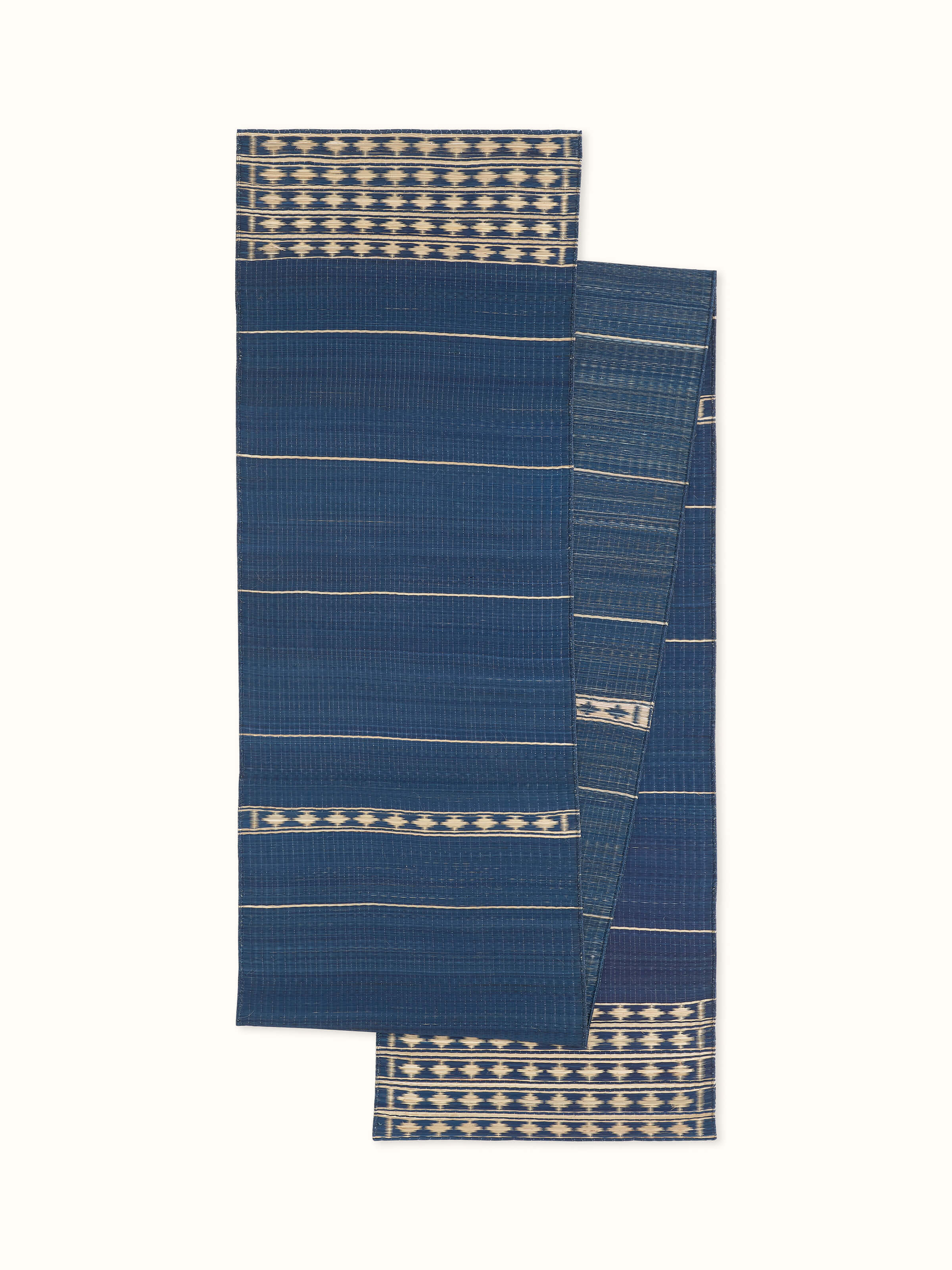 Front view displaying the blue stripe pattern on natural Madurkathi fibre, sized for 6 seater tables