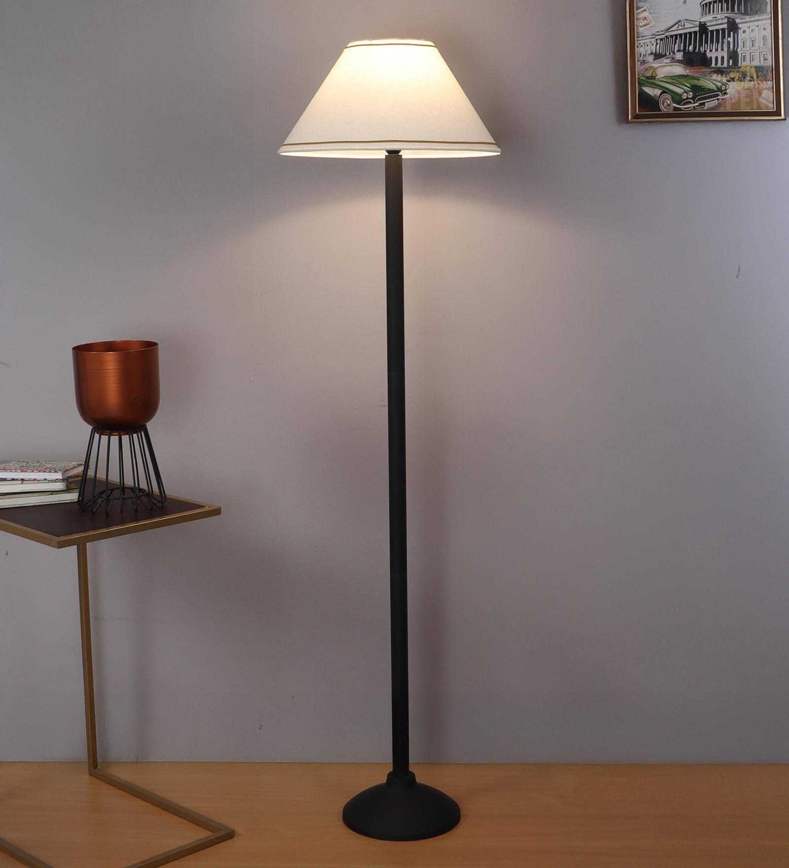 FZ CN Shade Floor Lamp in White Shade