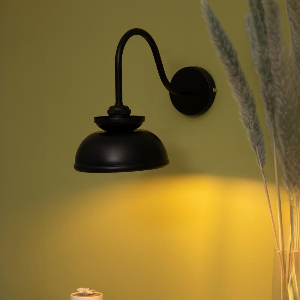 Chirpy Wall Sconce