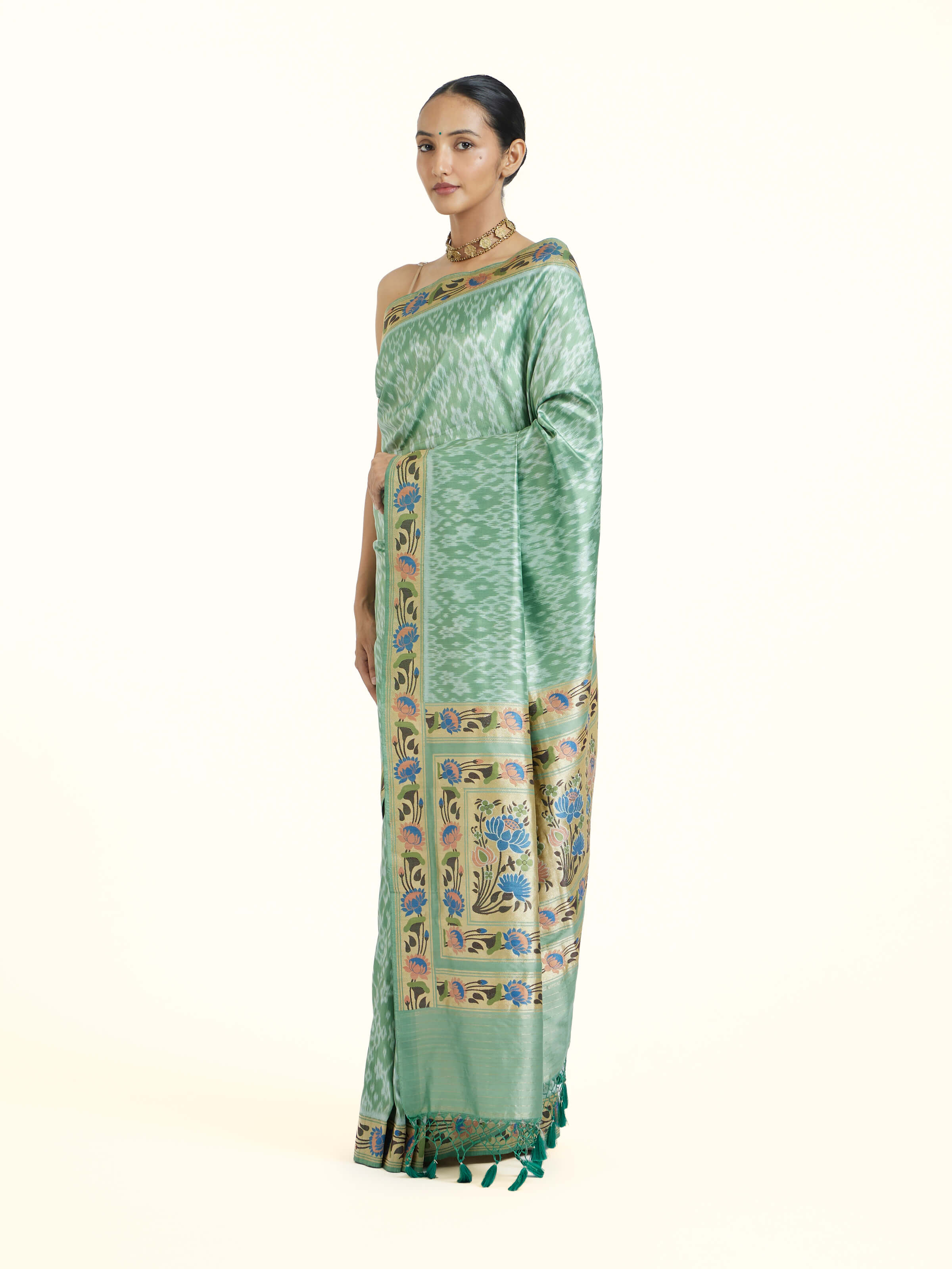 Grey Ashavali Brocade Silk Saree