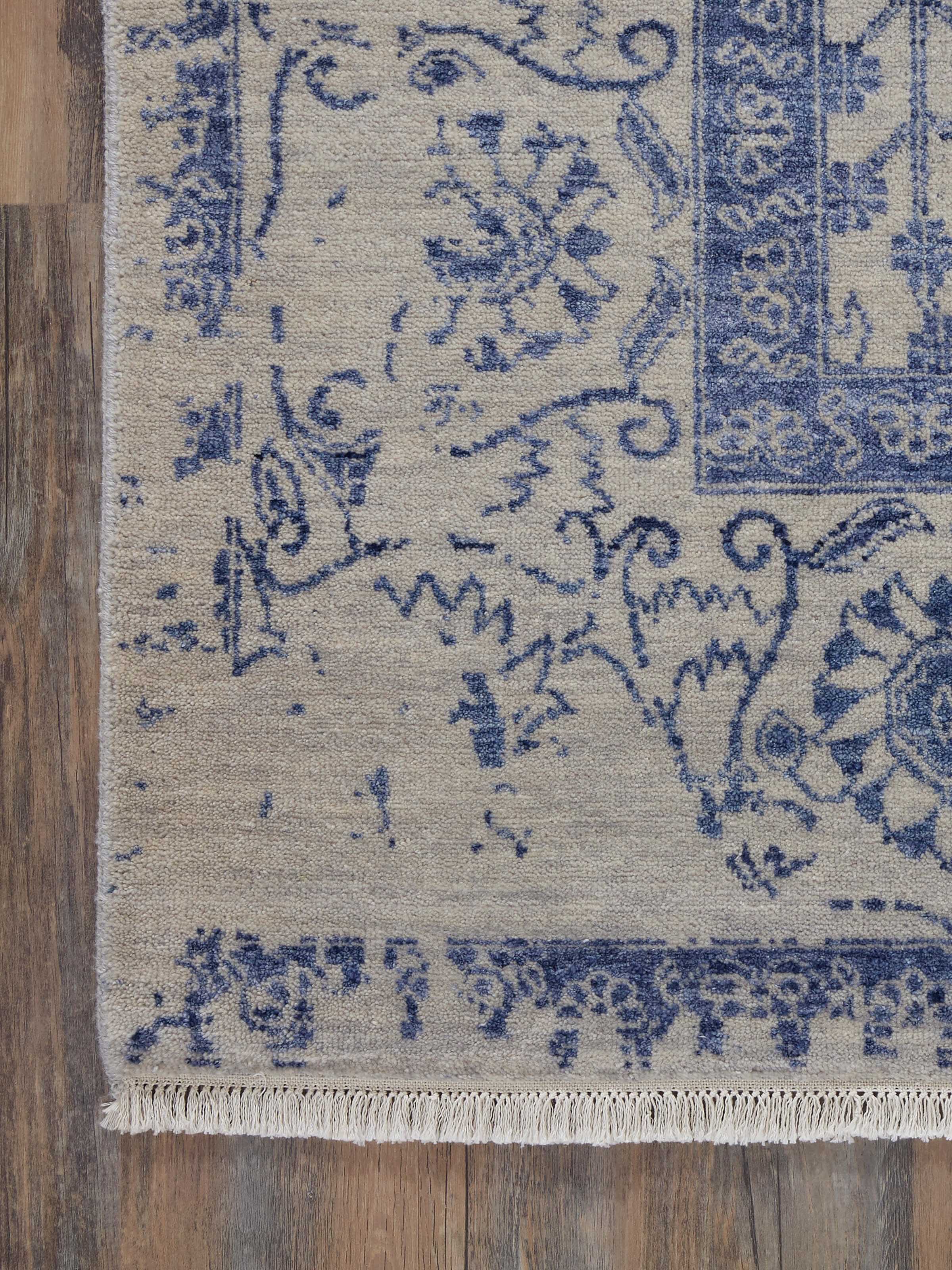 Detailed view of Distressed Transitional Grey Blue Agra wool & viscose hand-knotted rug showing the intricacy of the weave