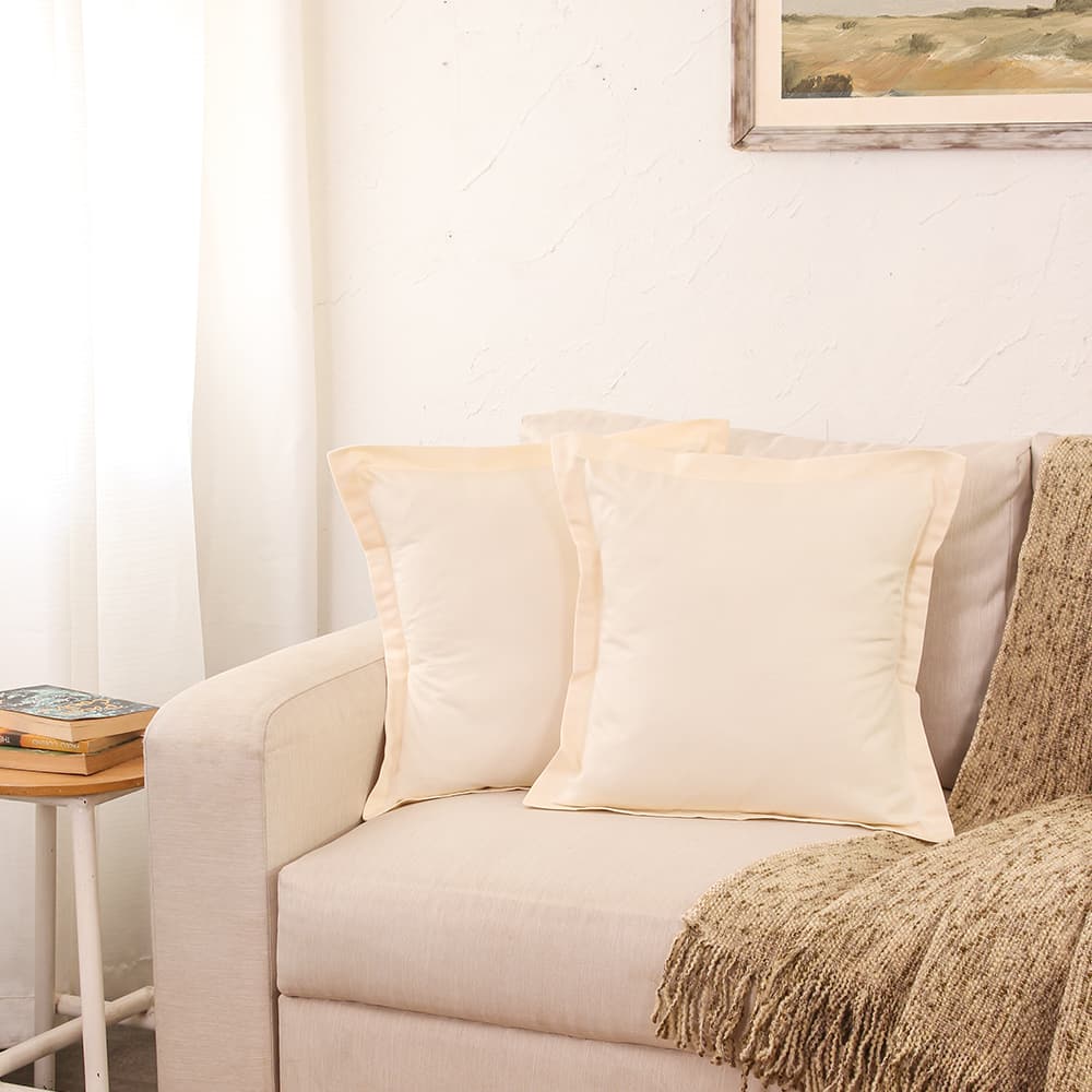 Sesame Set Of 2 Cushion Covers With Off White Colour - House This