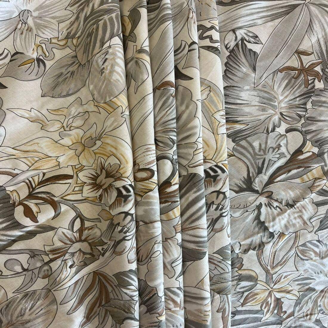 Threads Silky Touch Camri Series Premium Super King Size Flat Bedsheet 275 x 275 cms