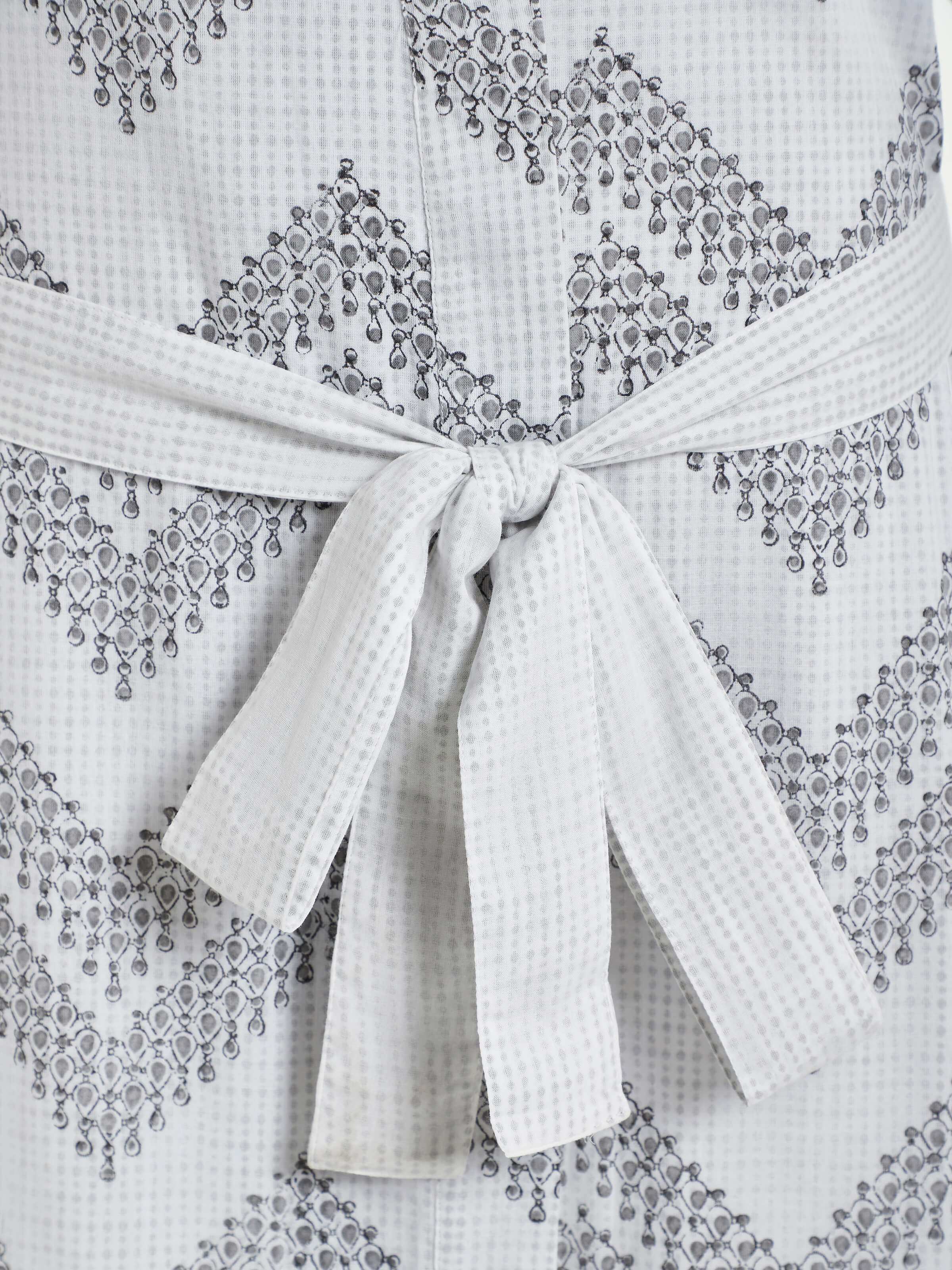 Rambagh Geo Cotton Sanganeri Block Printed Bathrobe