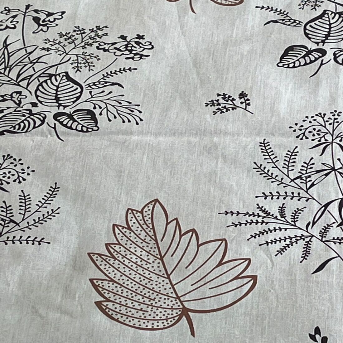 Threads Silky Touch Premium Super King Size Flat Bedsheet 275 x 275 cms