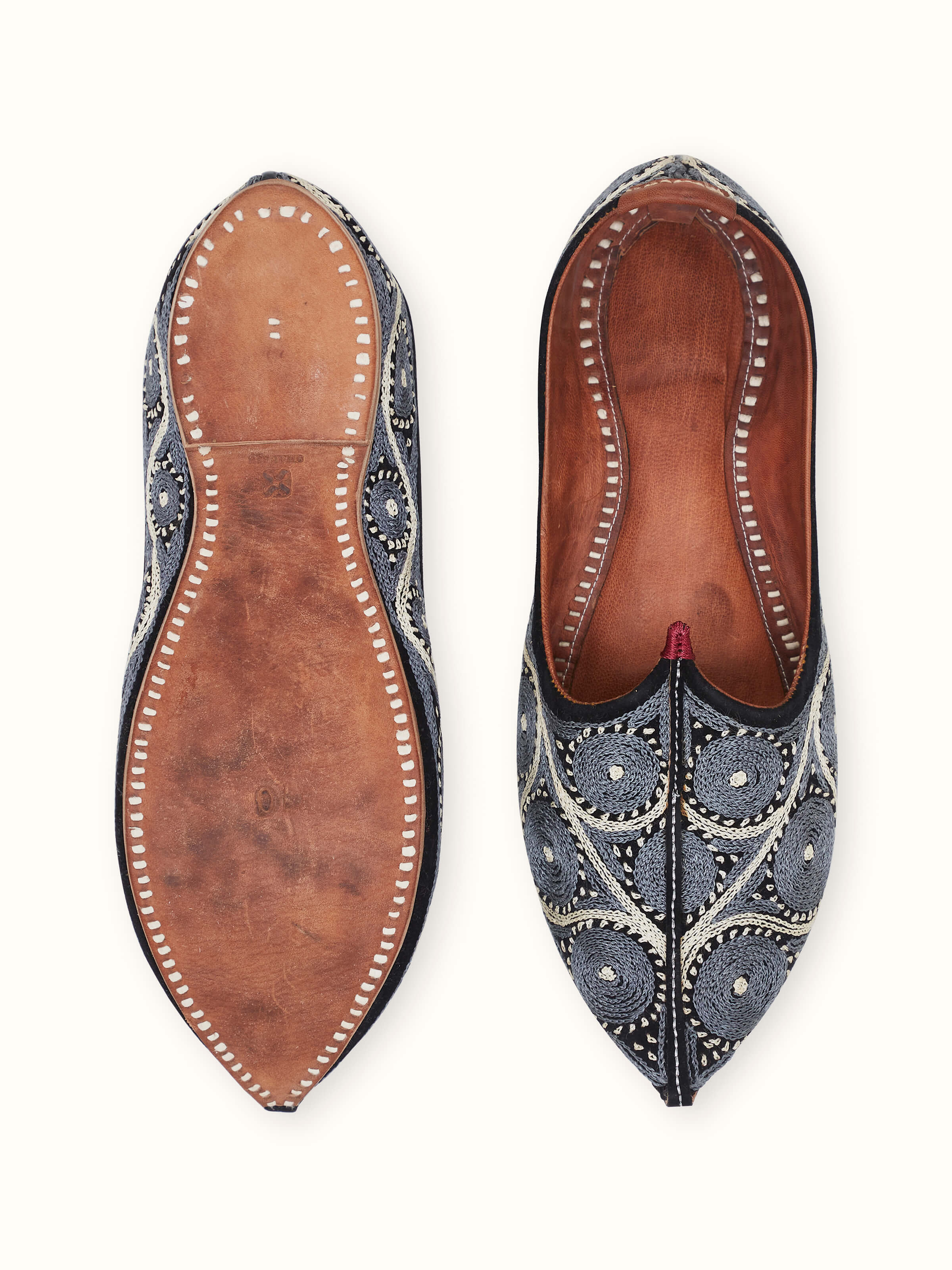 Navy Blue Leather Embroidered Jodhpuri Pagrakha